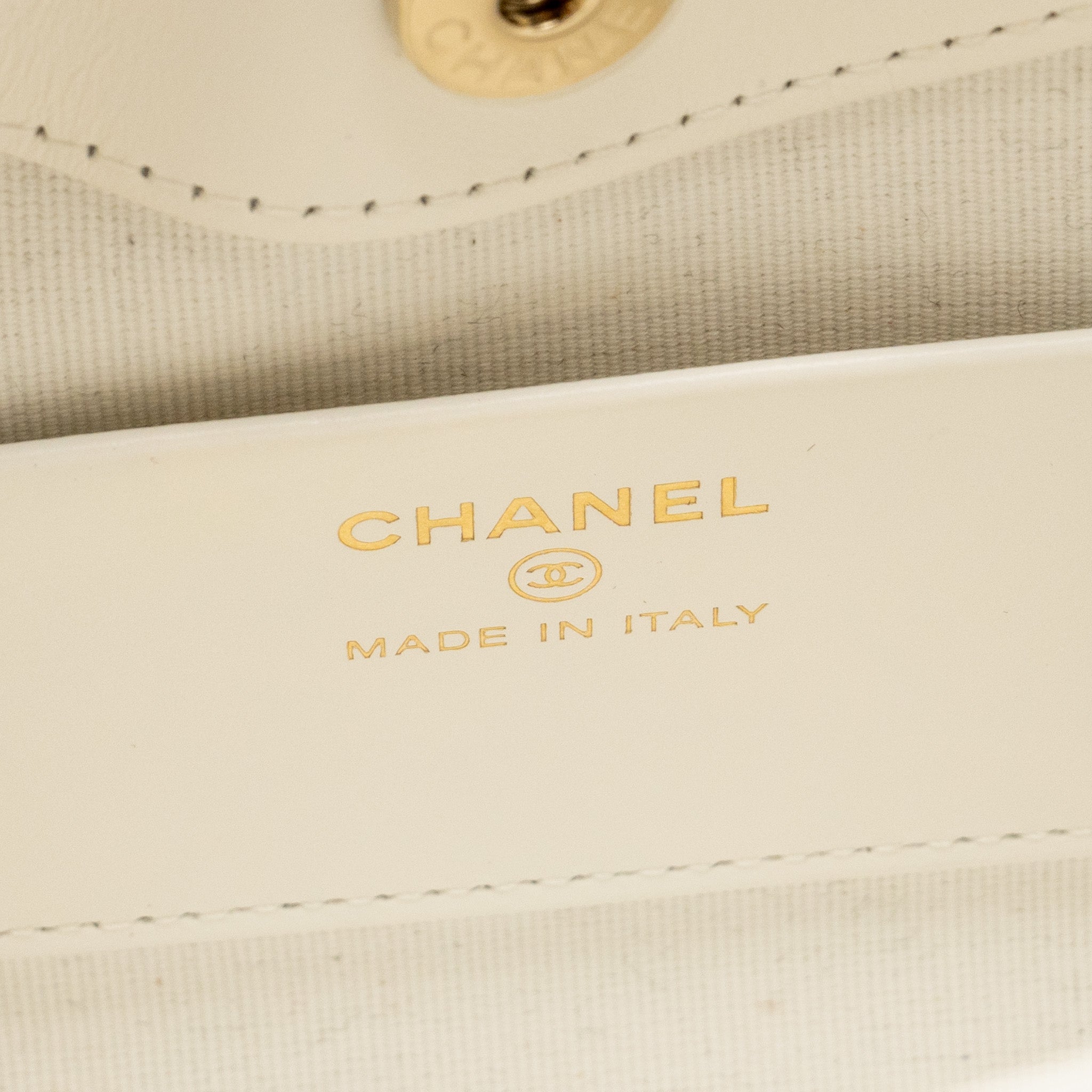 chanel-mini-31-clutch-with-chain-shiny-lambskin-white-lghw-microchip-copy