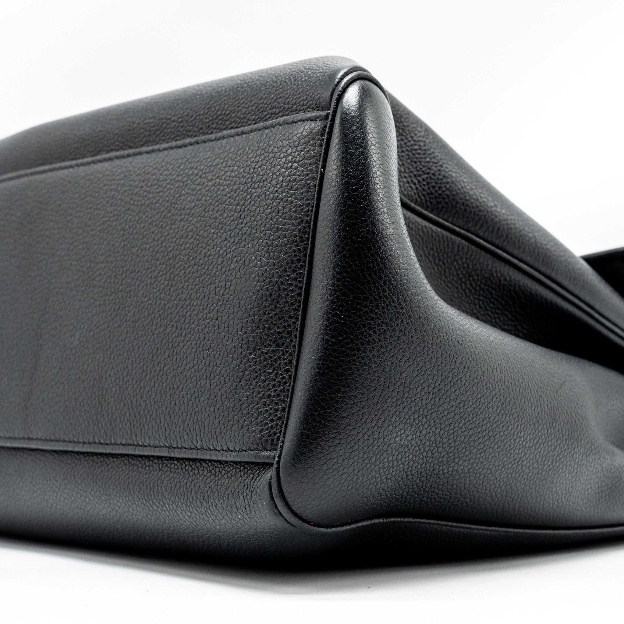 celine-medium-soft-16-bag-grained-calfskin-black-ghw