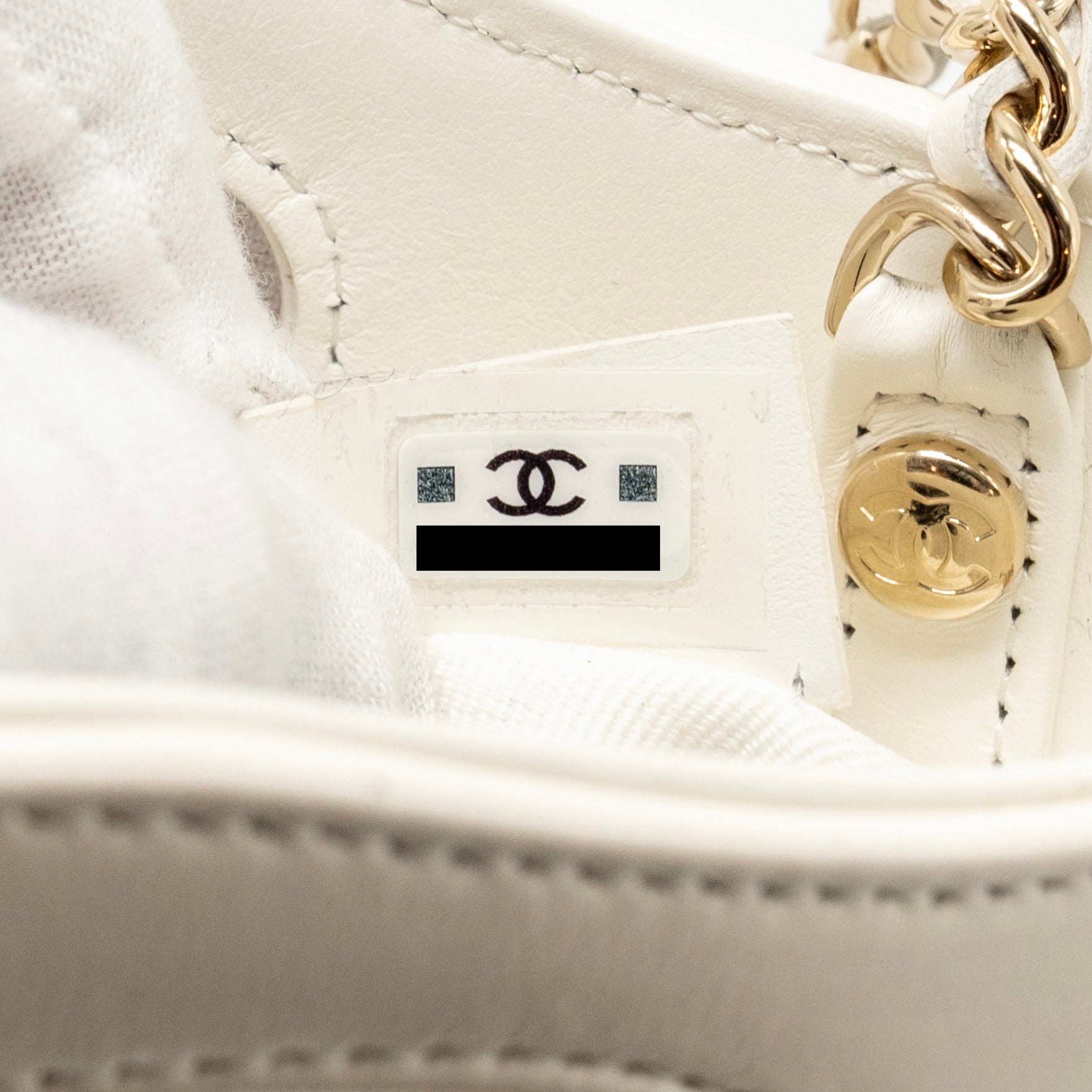 chanel-mini-31-clutch-with-chain-shiny-lambskin-white-lghw-microchip-copy