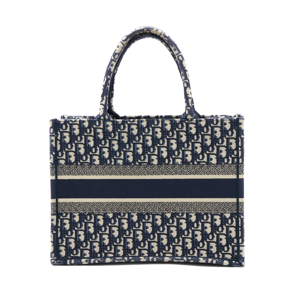 dior-medium-book-tote-blue-dior-oblique-embroidery