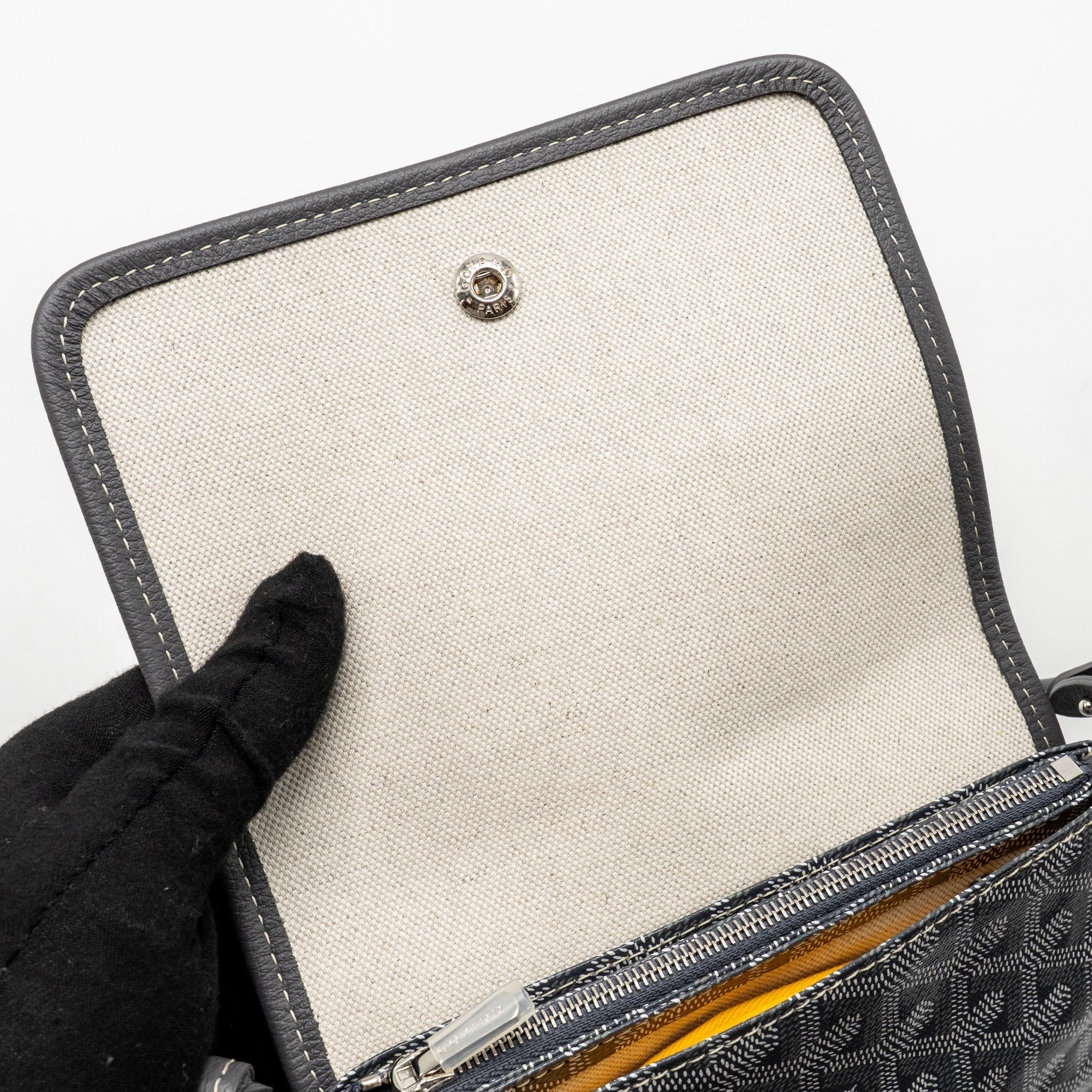 goyard-portefeuille-pochette-plumet-goyardline-canvas-calfskin-grey-shw