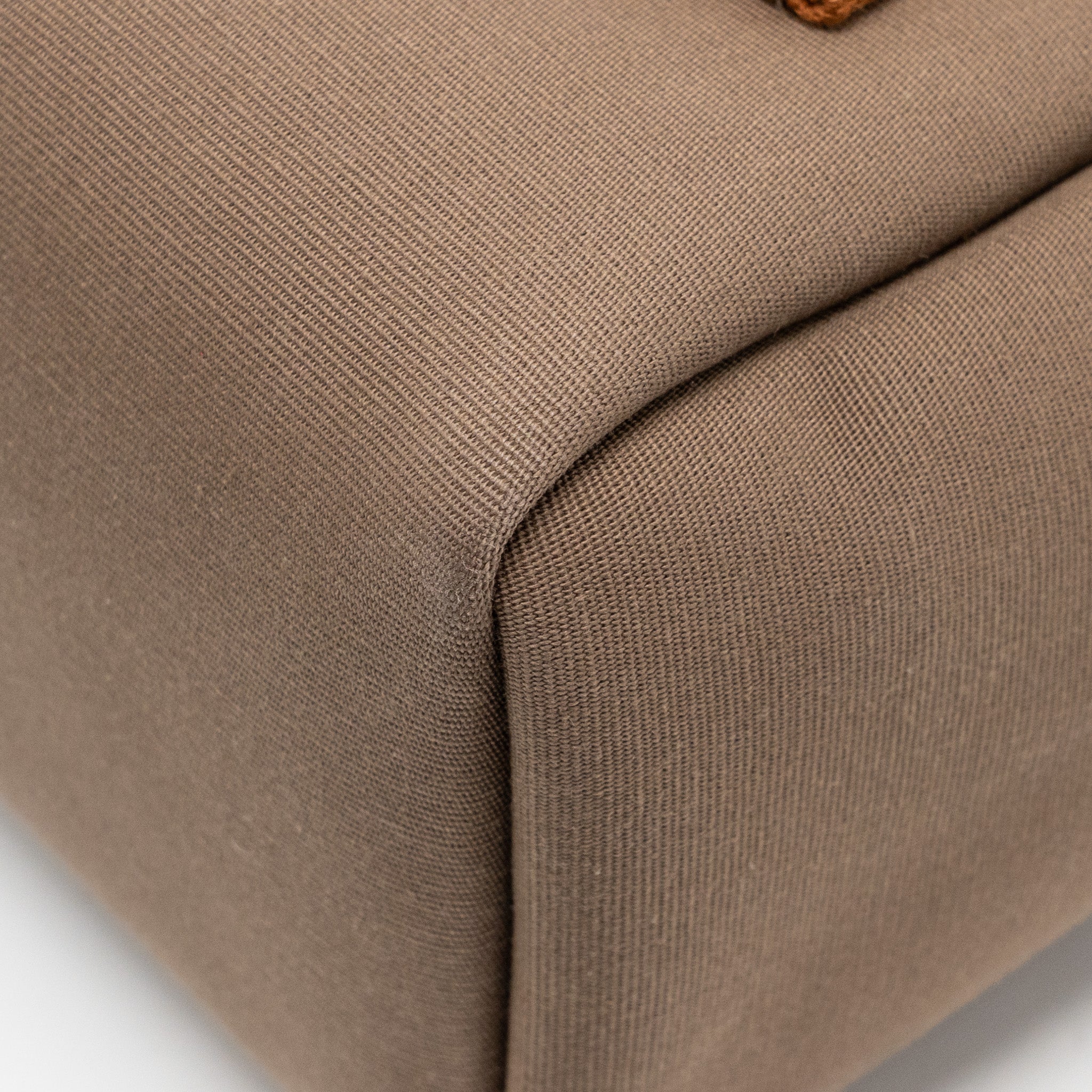 hermes-herbag-31-zip-bag-canvas-hunter-leather-etoupe-dune-fauve-ghw-stamp-z-copy