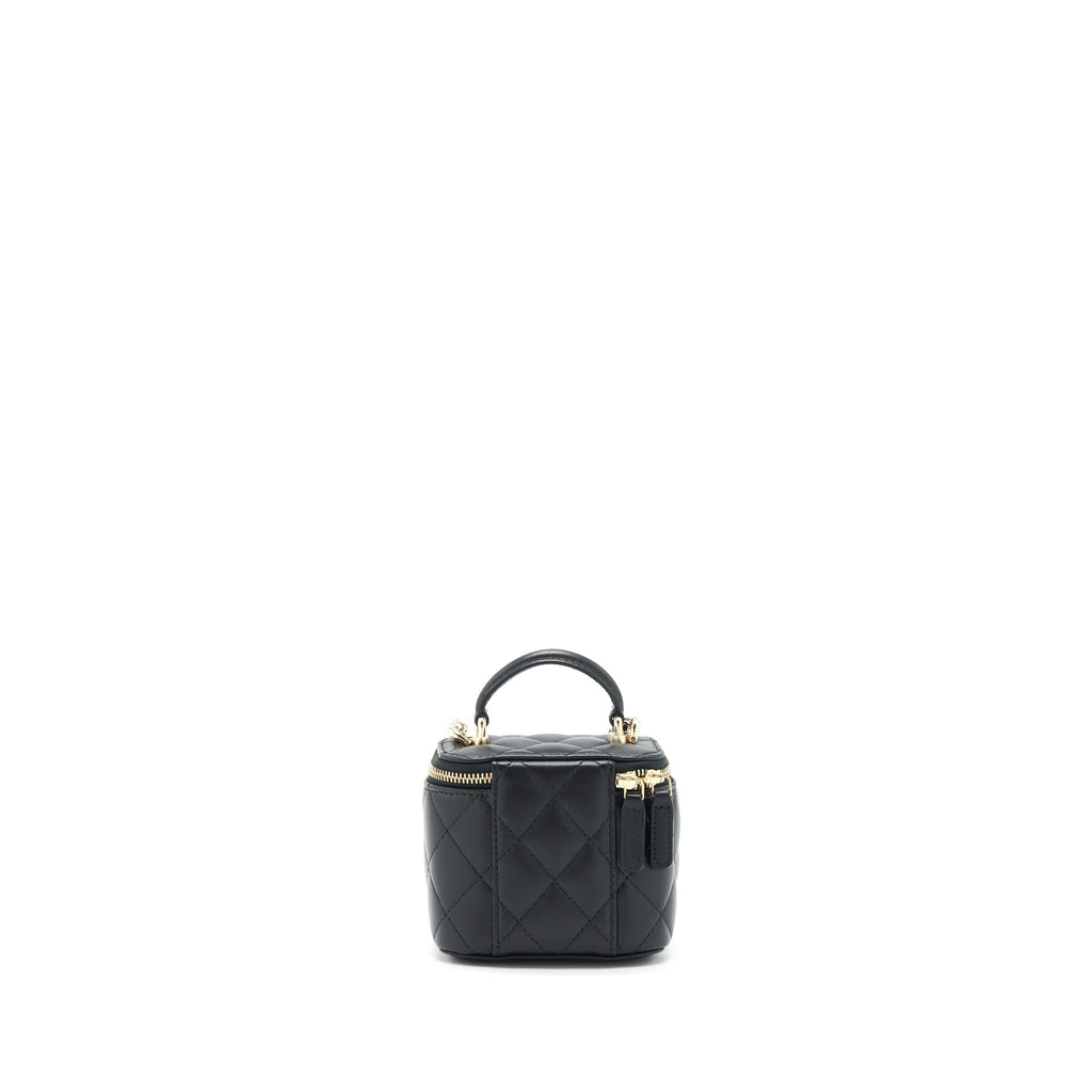 chanel-21p-top-handle-mini-vanity-with-chain-with-mirror-inside-lambskin-black-lghw