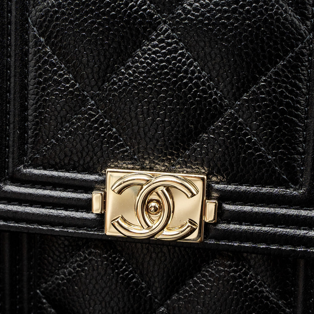 chanel-vertical-phone-pouch-caviar-black-lghw