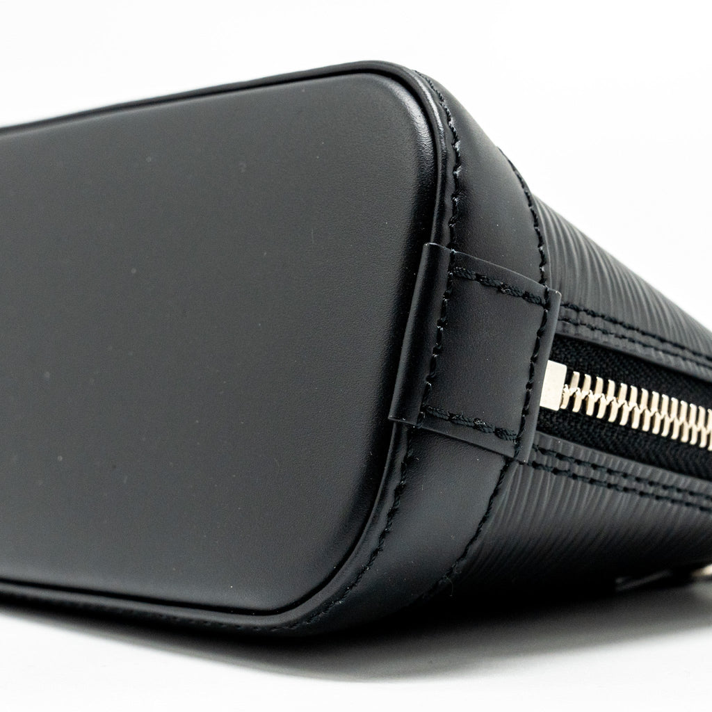 louis-vuitton-alma-nano-epi-black-ghw