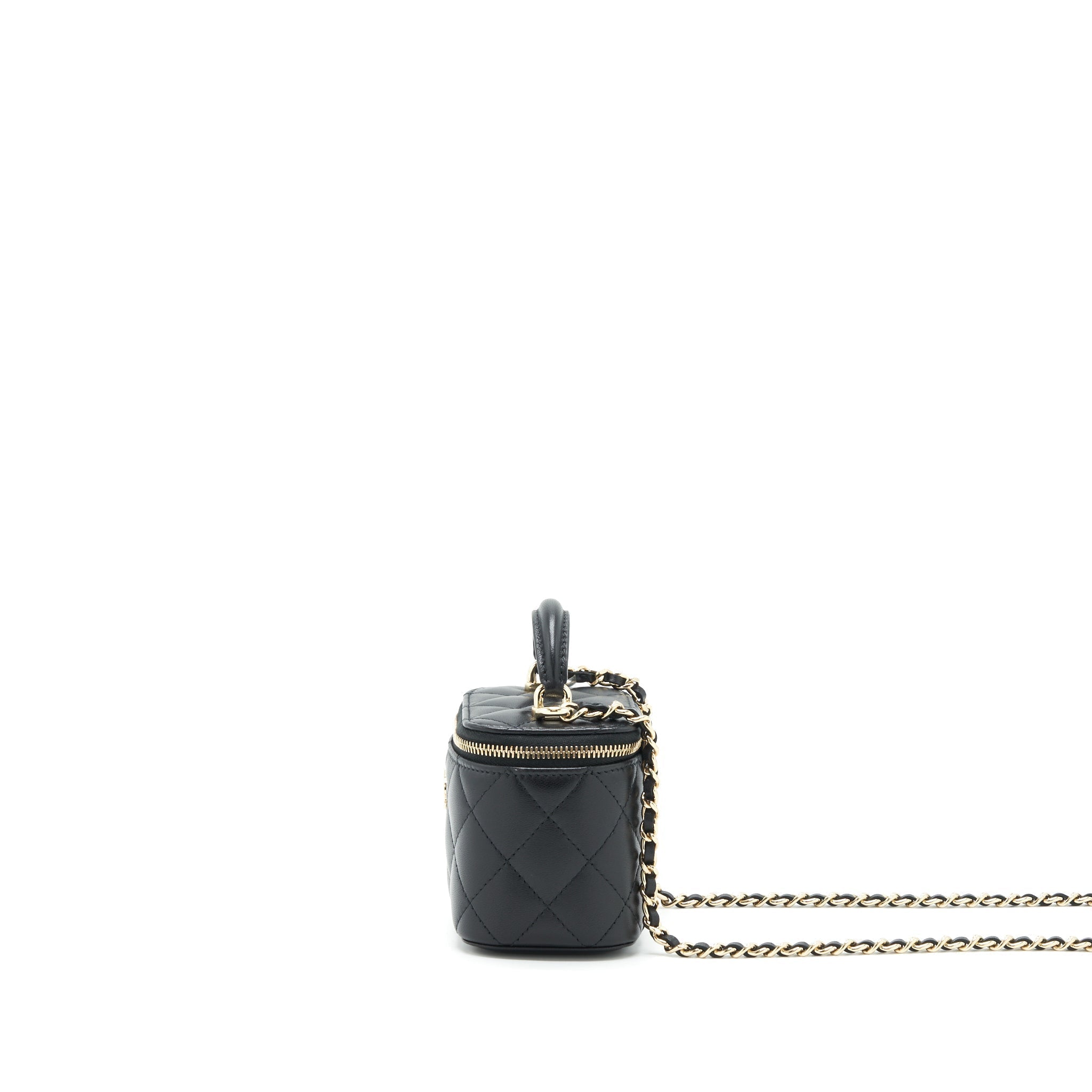 chanel-21p-top-handle-mini-vanity-with-chain-with-mirror-inside-lambskin-black-lghw
