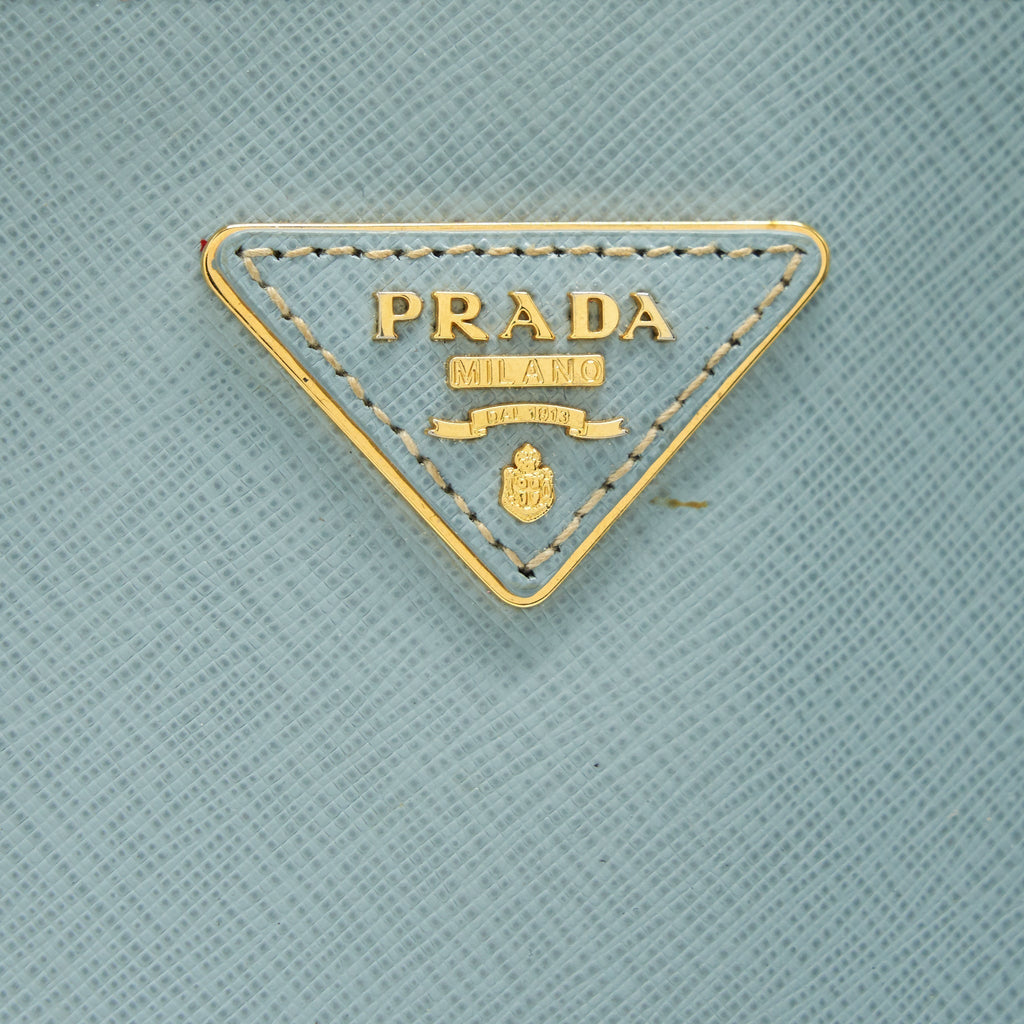 prada-saffiano-leather-tote-bag-light-blue-ghw