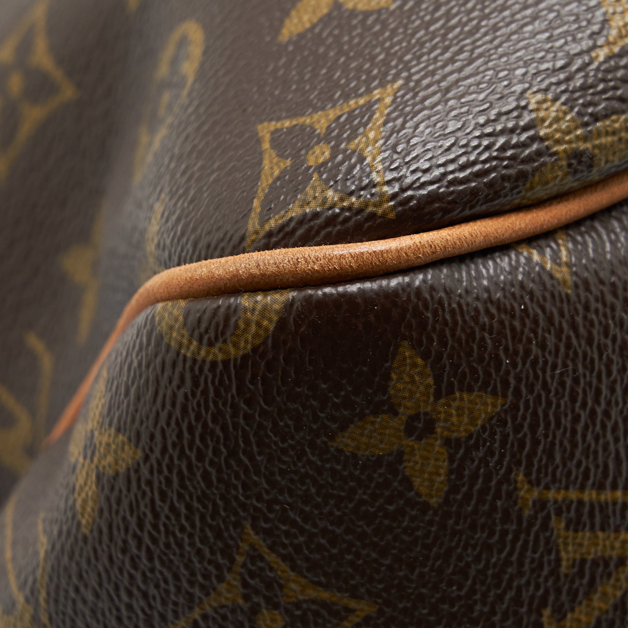 louis-vuitton-large-tote-bag-monogram-canvas-ghw