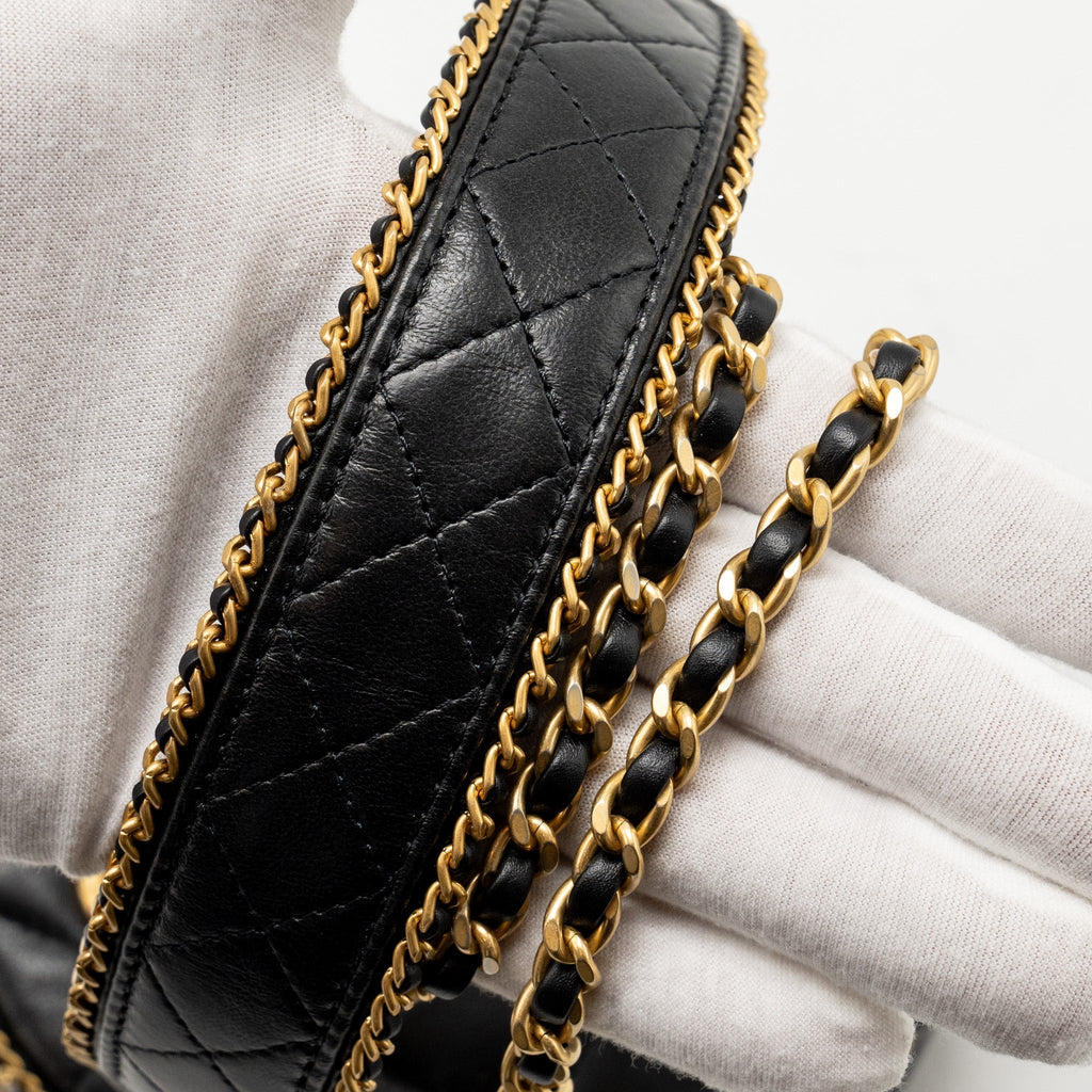 chanel-round-vanity-with-chain-lambskin-black-ghw-microchip-1