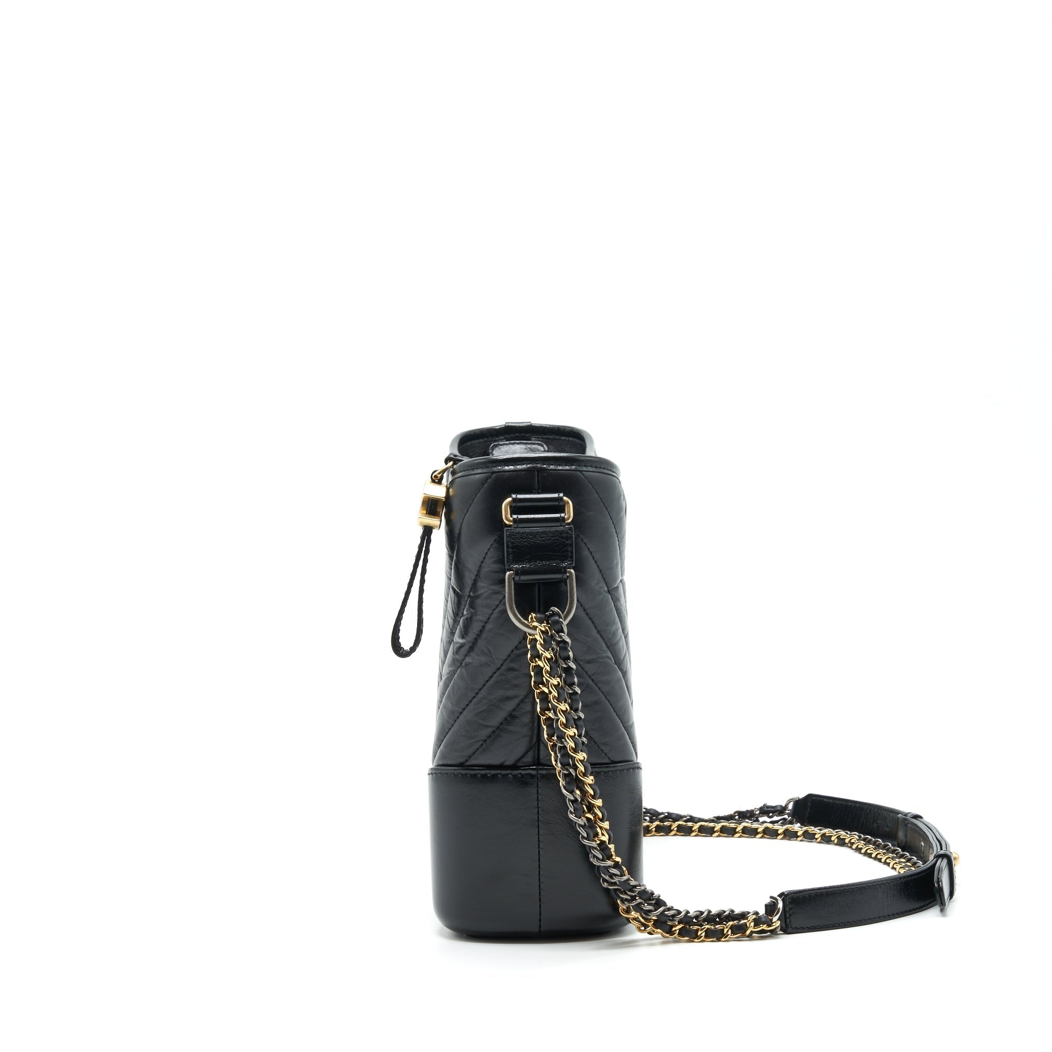 chanel-large-gabrielle-hobo-bag-chevron-calfskin-black-with-gold-sliver-hardware