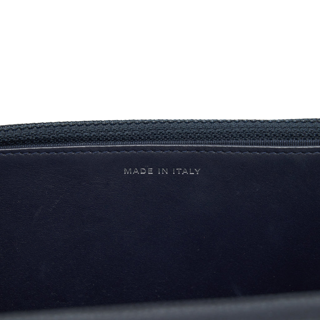 chanel-classic-wallet-on-chain-caviar-navy-ruthenium-hardware