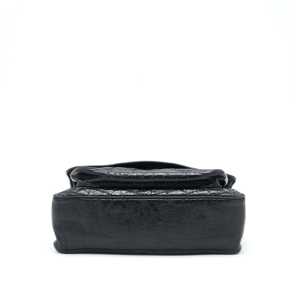 saint-laurent-large-niki-shoulder-bag-calfskin-black-shw