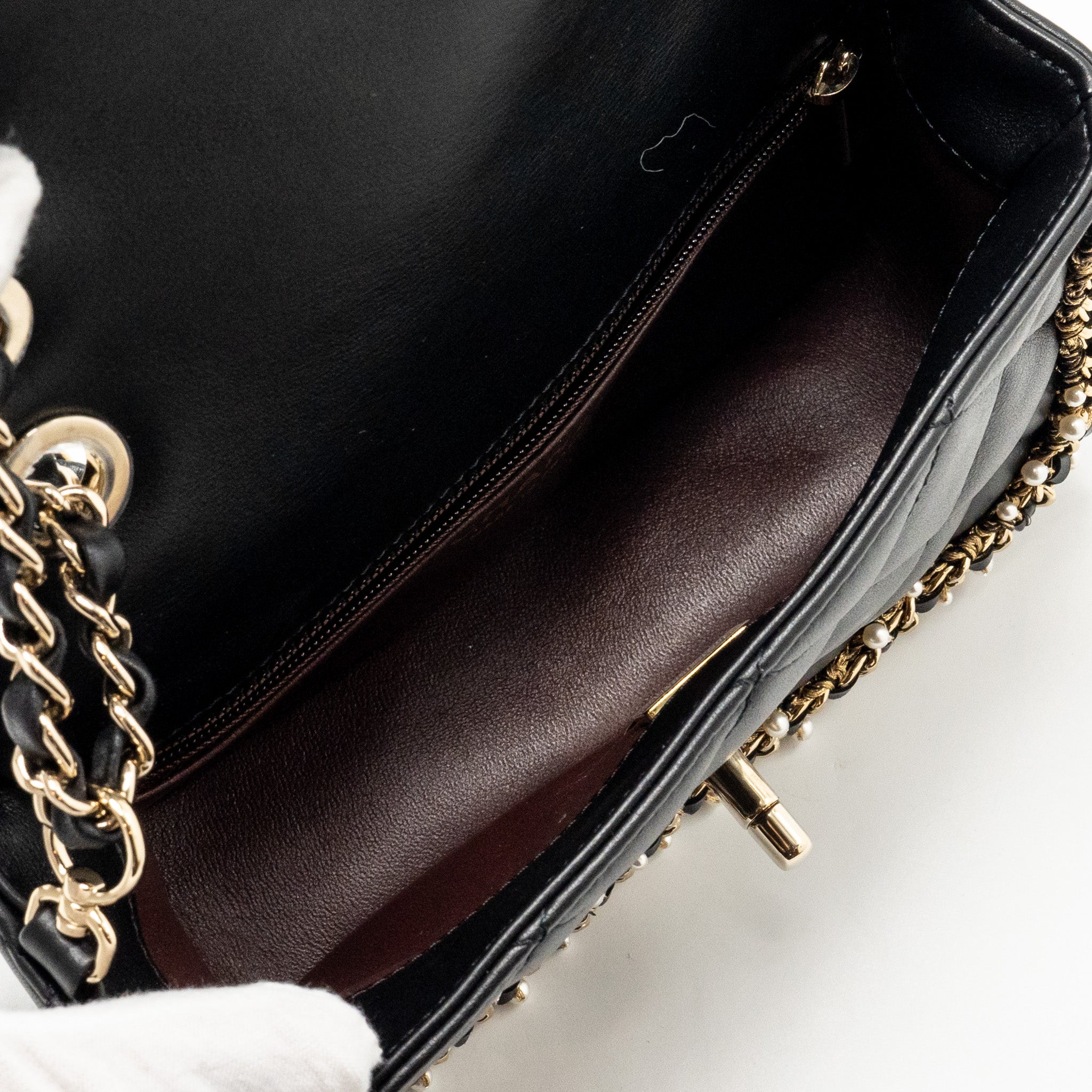 chanel-pearl-detailed-edge-mini-flap-bag-lambskin-black-lghw-microchip