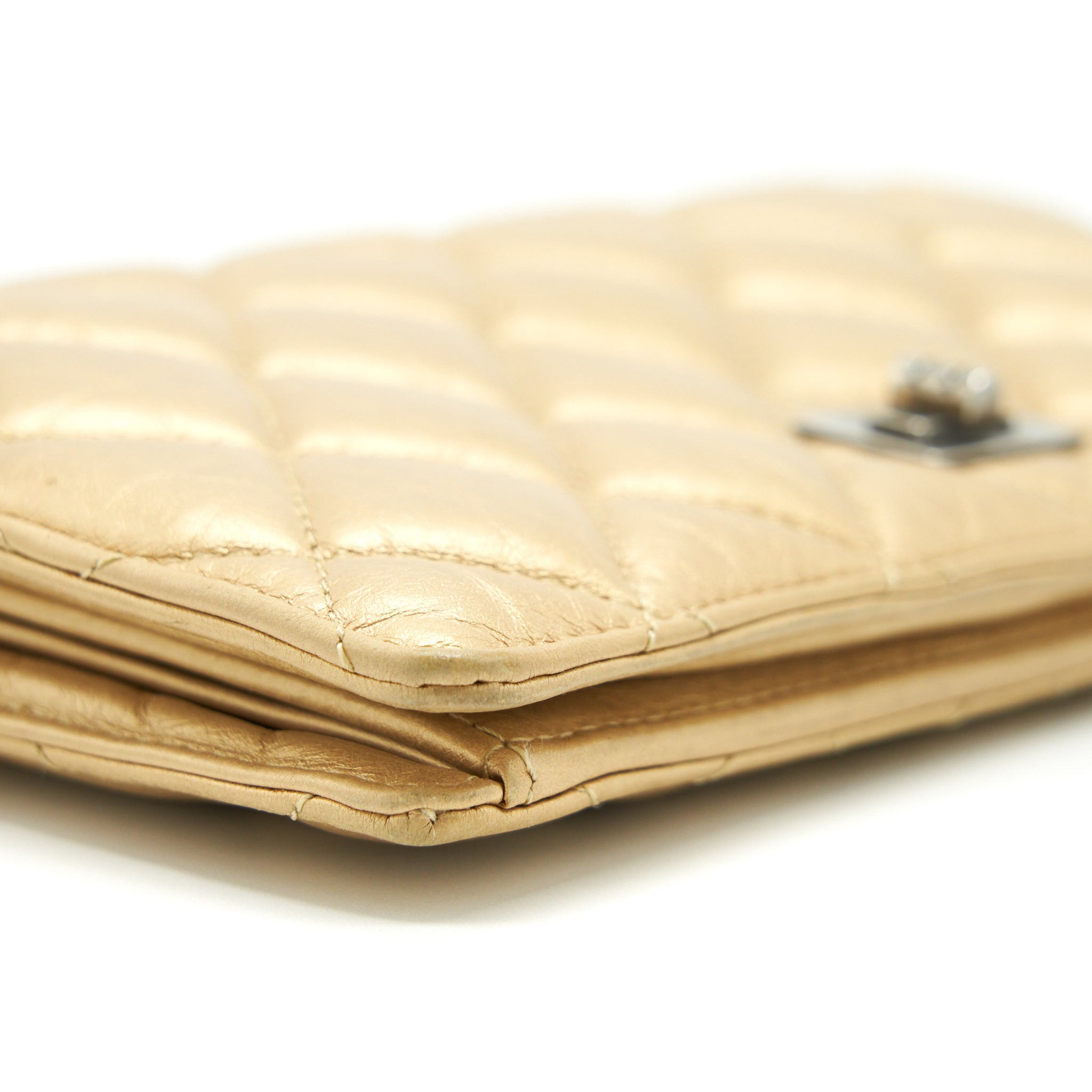 chanel-quilted-2-55-wallet-calfskin-gold-ruthenium-sliver-hardware