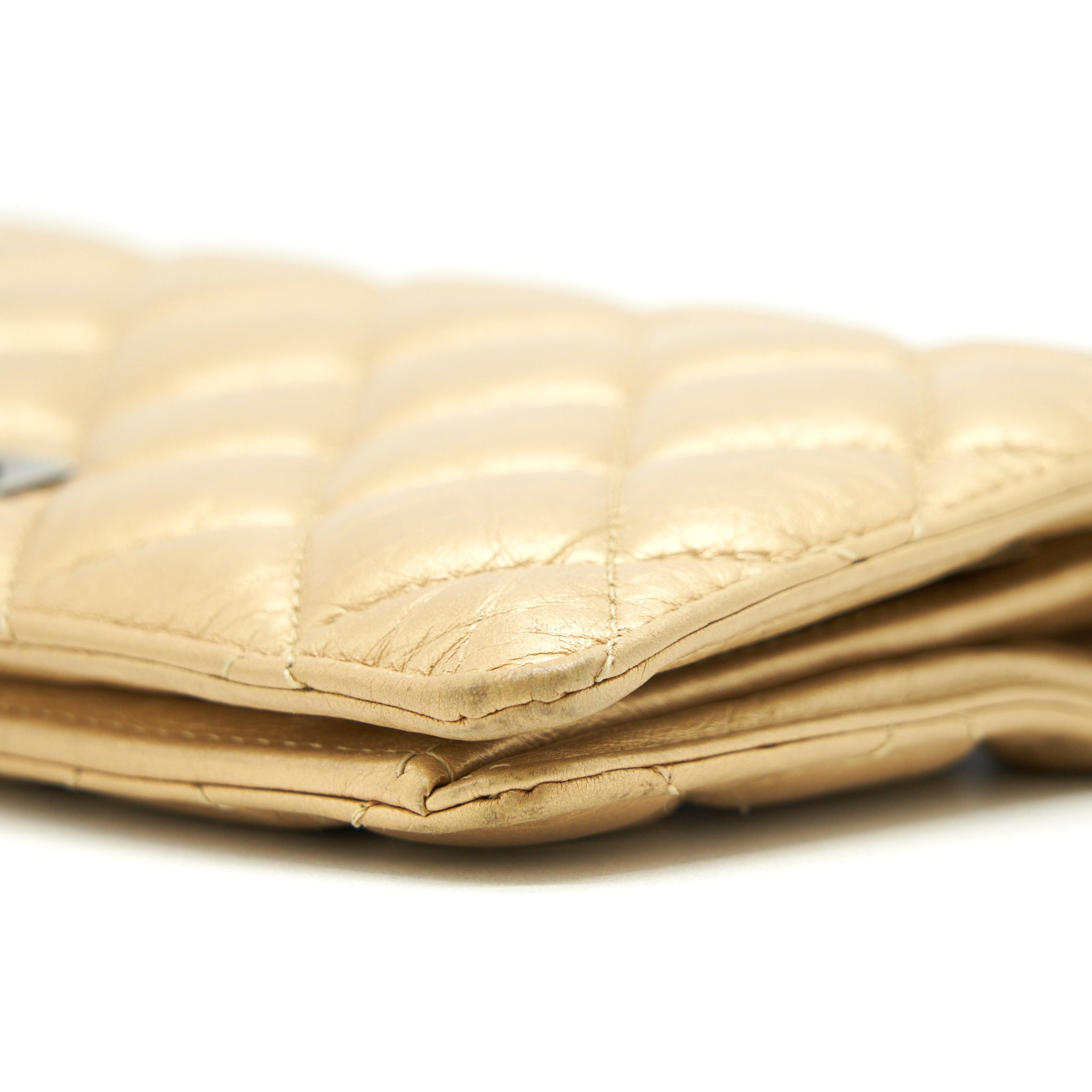chanel-quilted-2-55-wallet-calfskin-gold-ruthenium-sliver-hardware