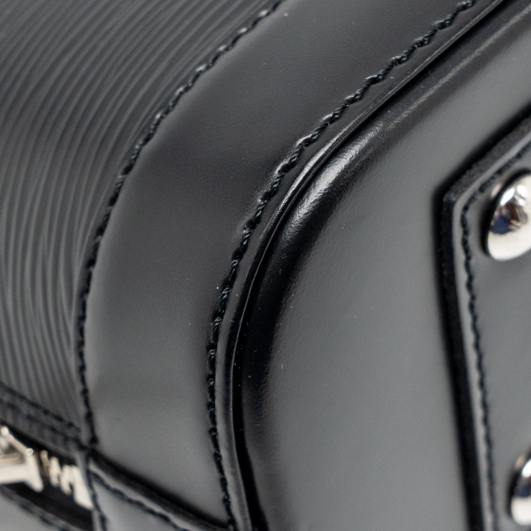 louis-vuitton-alma-bb-epi-leather-black-shw-1
