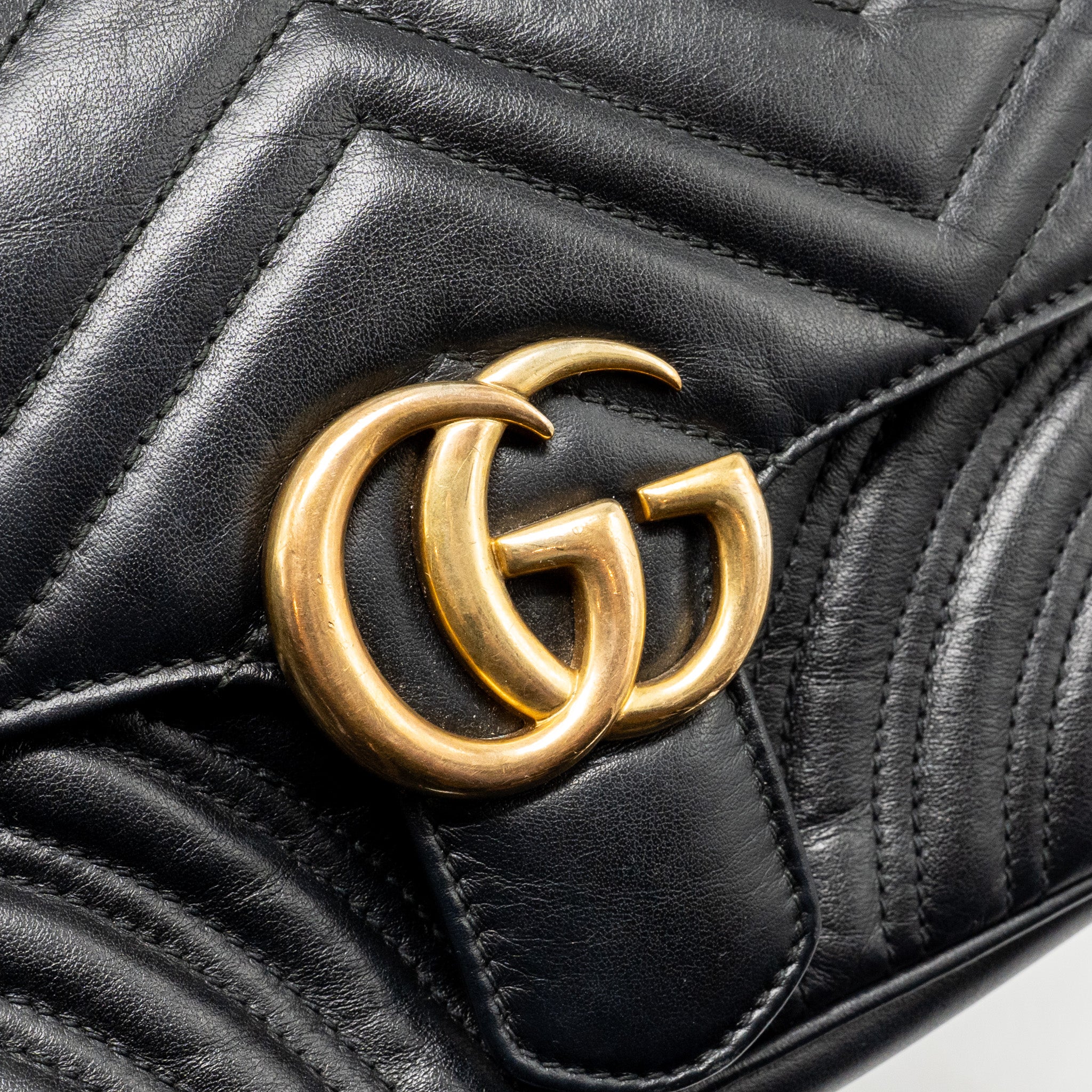 gucci-small-gg-marmont-shoulder-bag-calfskin-black-ghw-copy