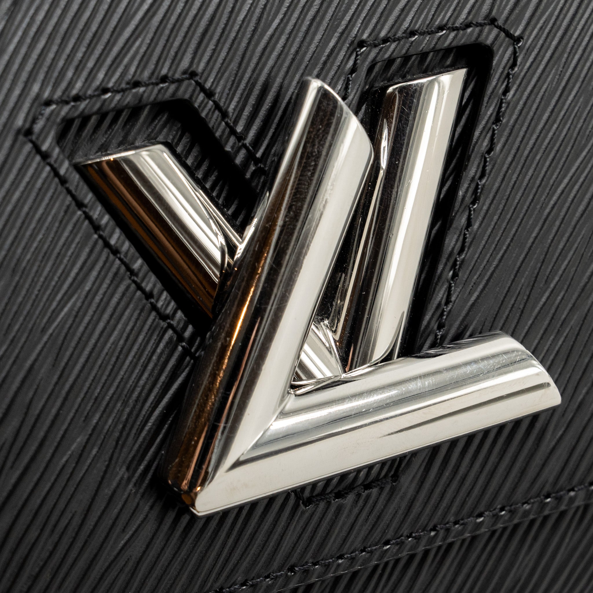 louis-vuitton-twist-pm-epi-leather-black-shw