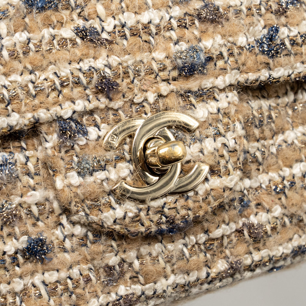 chanel-medium-classic-double-flap-bag-tweed-beige-ecru-grey-lghw
