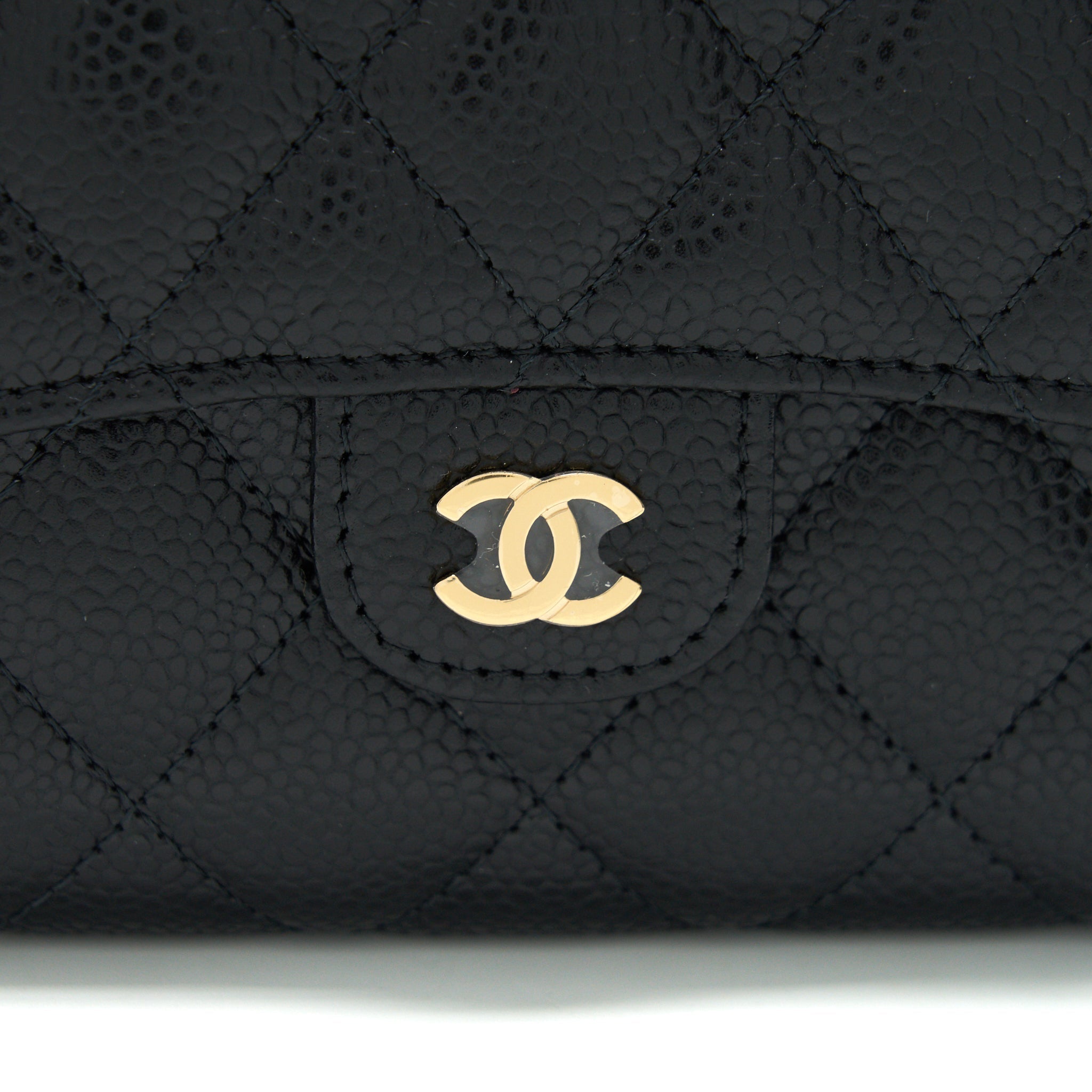 chanel-classic-small-compact-wallet