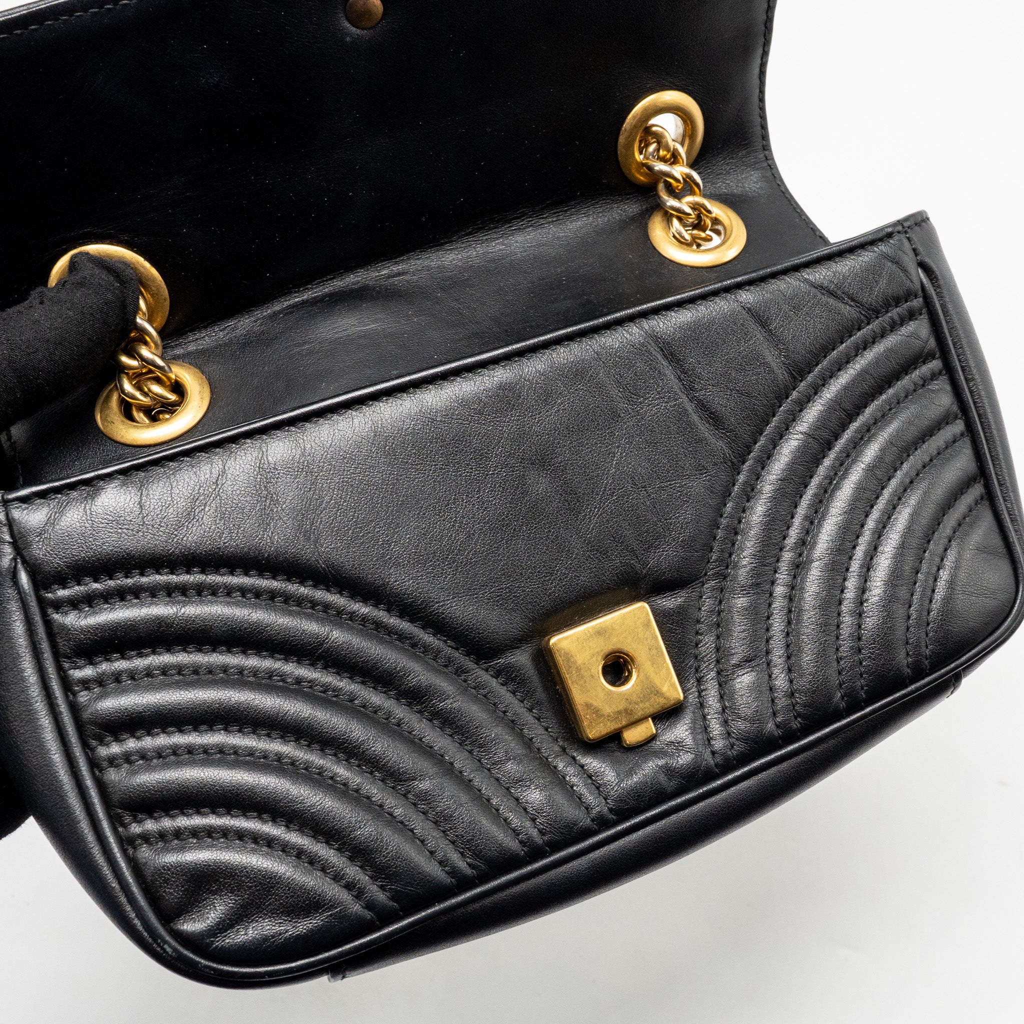 gucci-small-gg-marmont-shoulder-bag-calfskin-black-ghw-copy