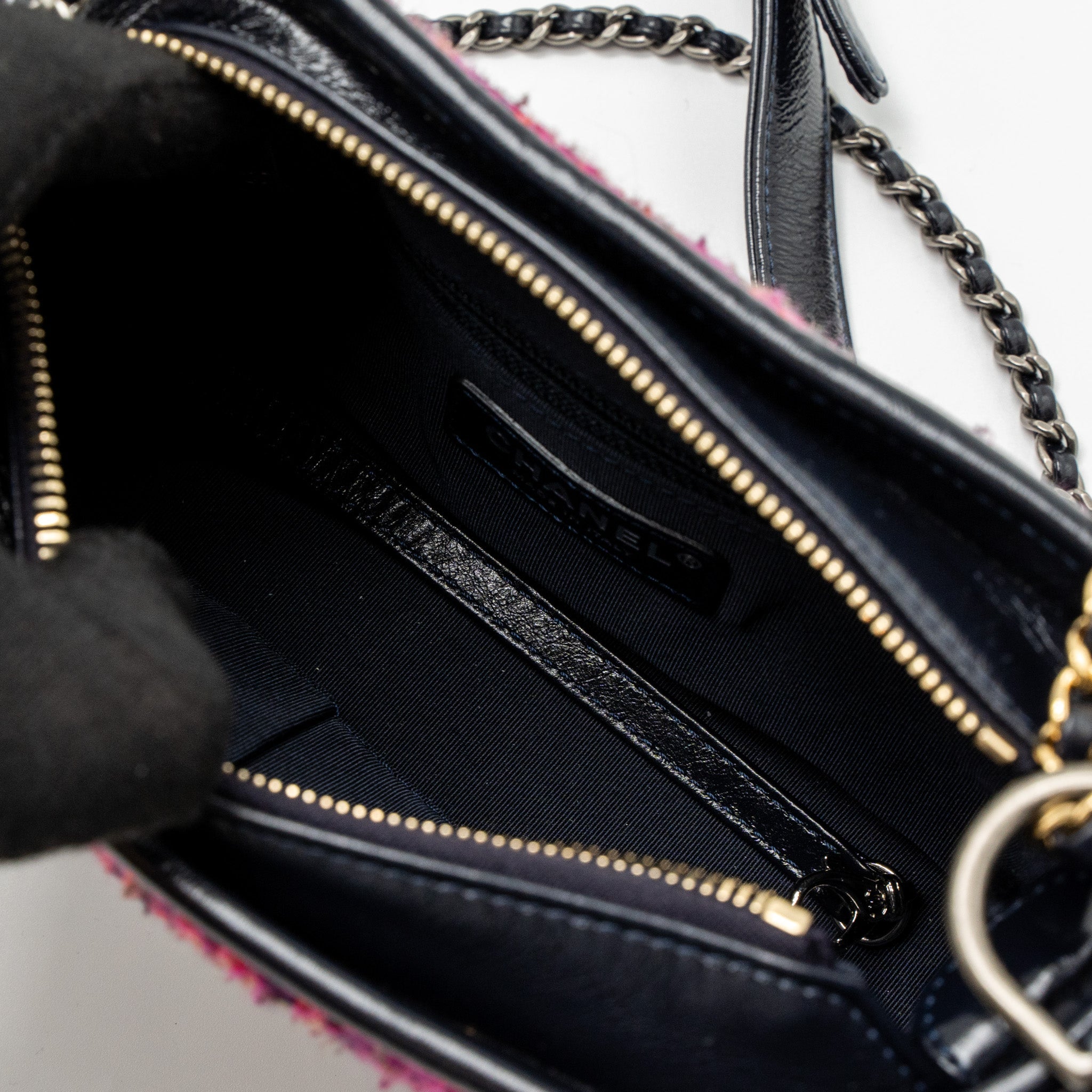 chanel-small-gabrielle-hobo-bag-tweed-calfskin-multicolour-multicolour-hardware