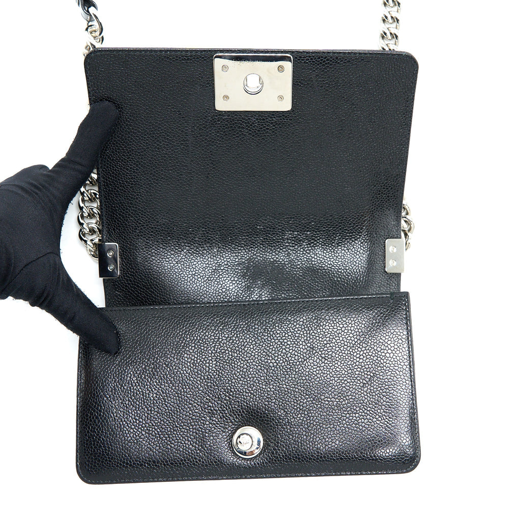 chanel-small-chevron-boy-bag-shiny-grained-calfskin-black-shw