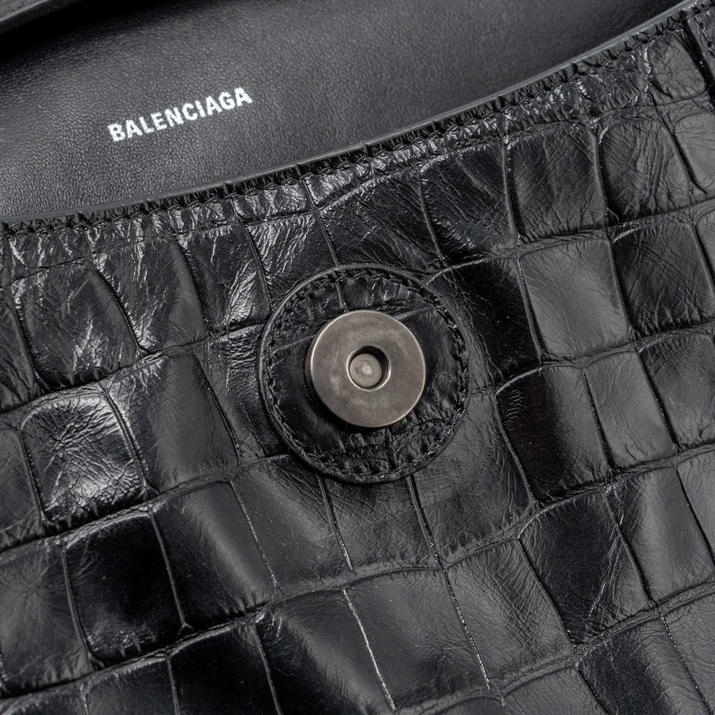 balenciaga-downtown-small-shoudler-bag-crocodile-embossed-black-with-black-hardware