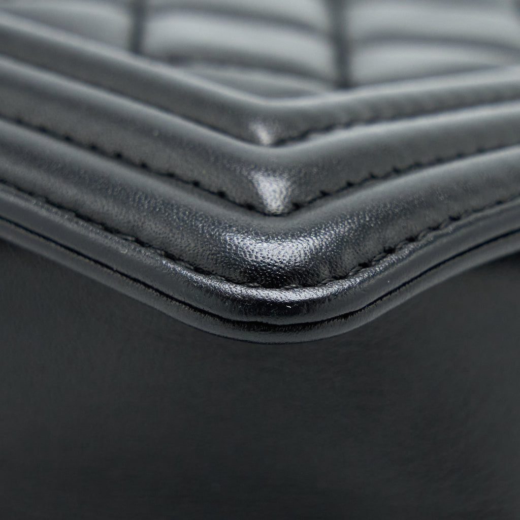 chanel-medium-boy-bag-lambskin-black-ruthenium-enamel-shw
