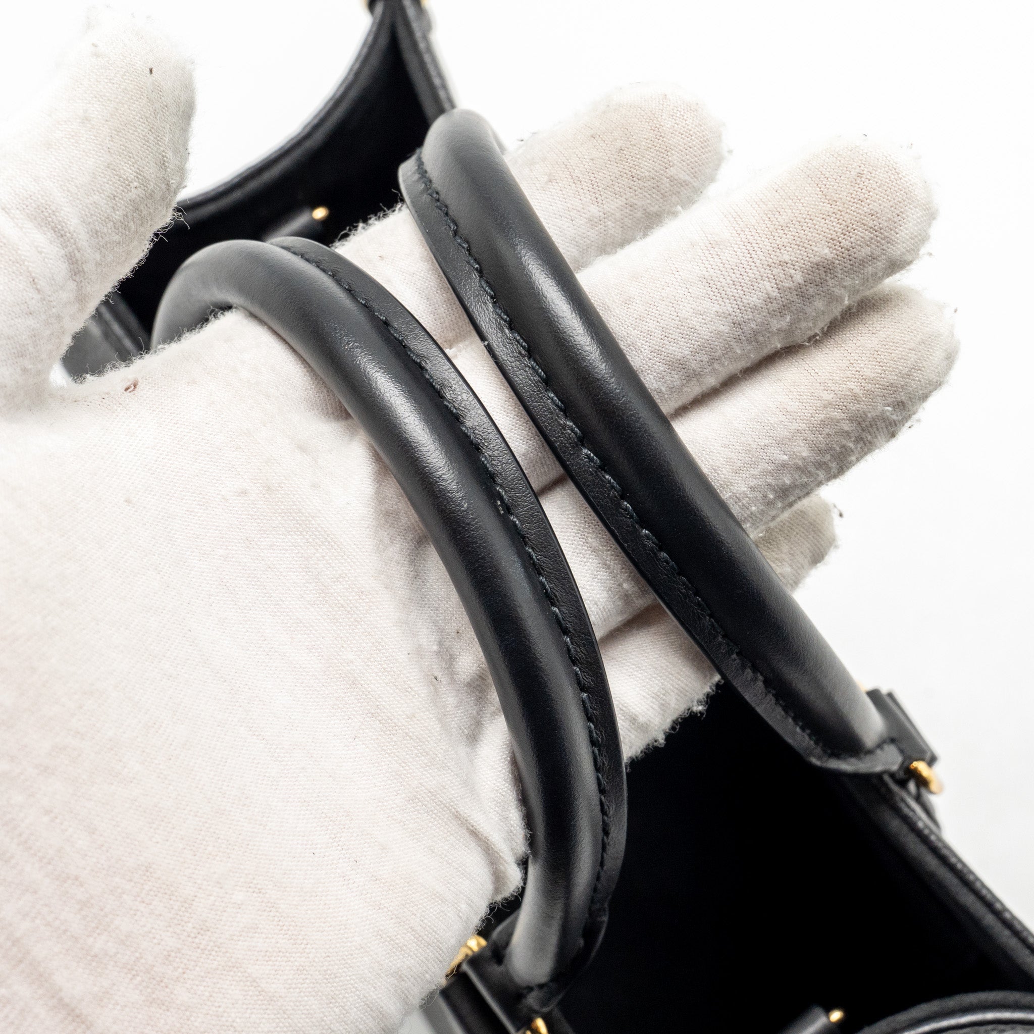 louis-vuitton-onthego-pm-monogram-calfskin-black-ghw