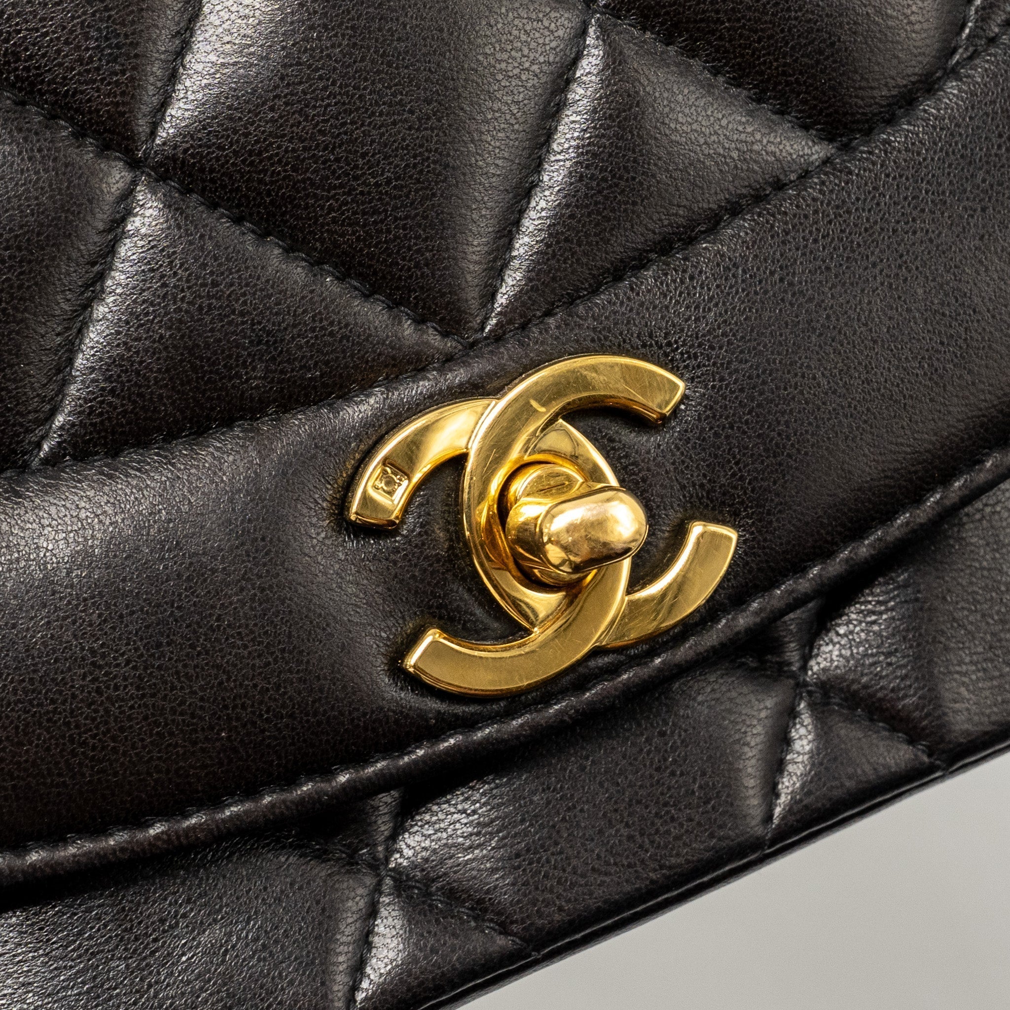 chanel-vintage-small-diana-quilted-flap-bag-lambskin-black-ghw