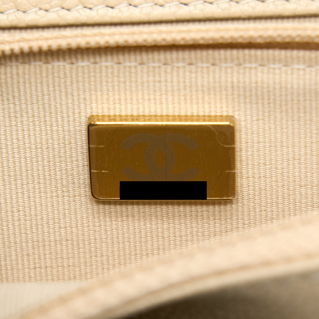chanel-wallet-on-chain-with-detailed-chain-caviar-beige-lghw-microchip