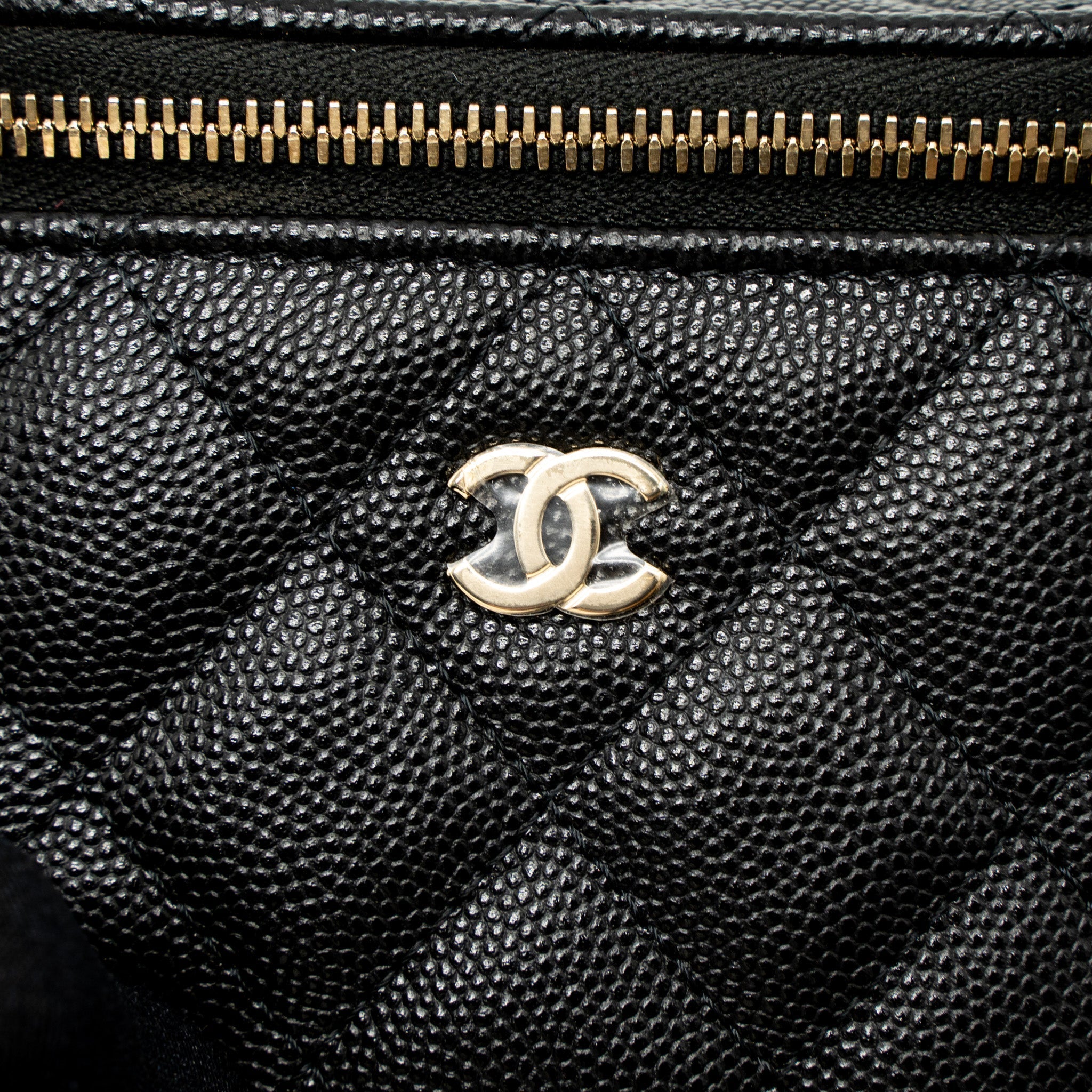 chanel-mini-vanity-with-chain-caviar-black-lghw-microchip-1