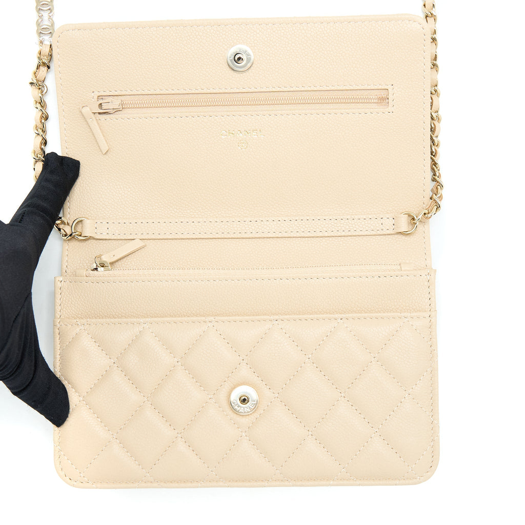chanel-wallet-on-chain-with-detailed-chain-caviar-beige-lghw-microchip