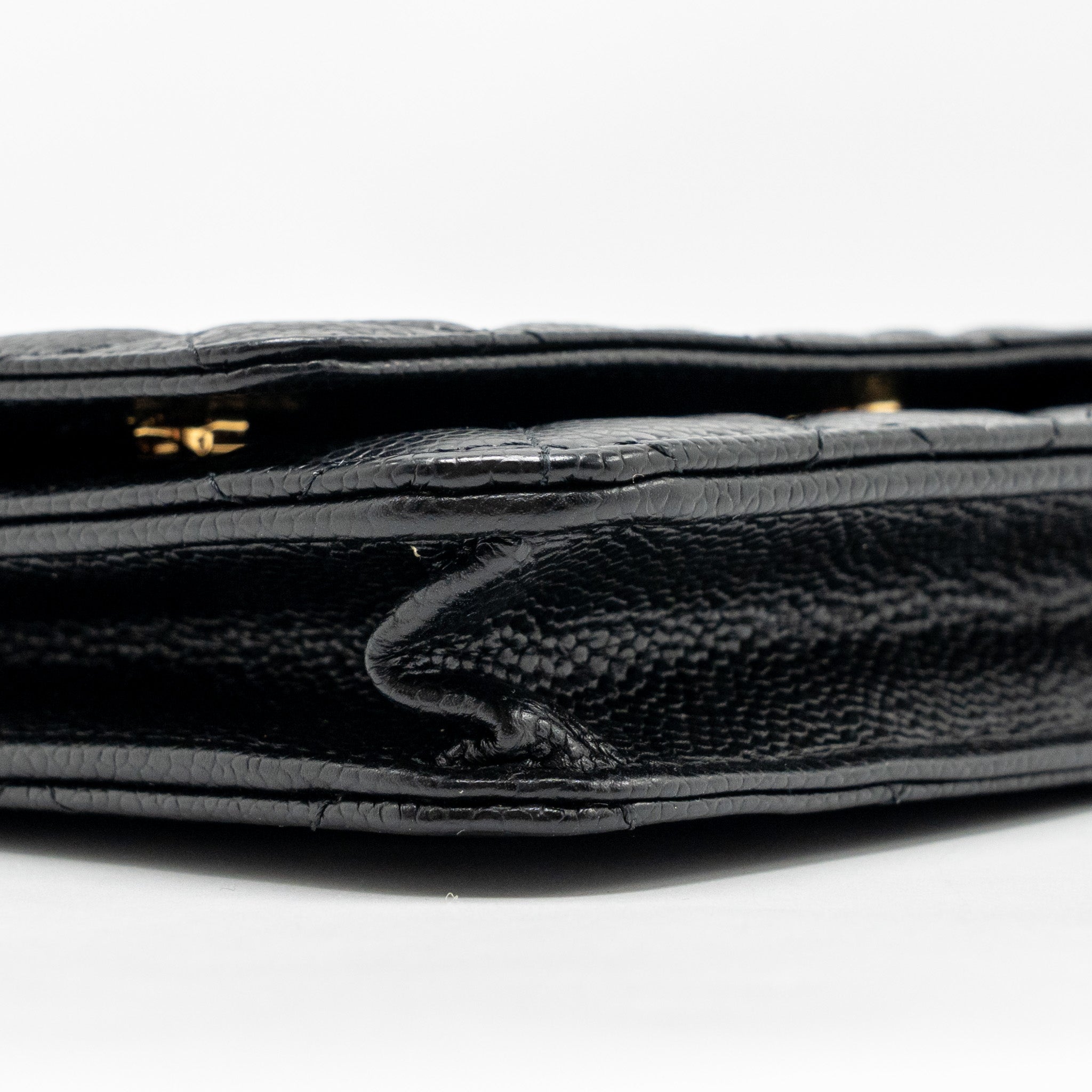 chanel-wallet-on-chain-black-g8ul83ak
