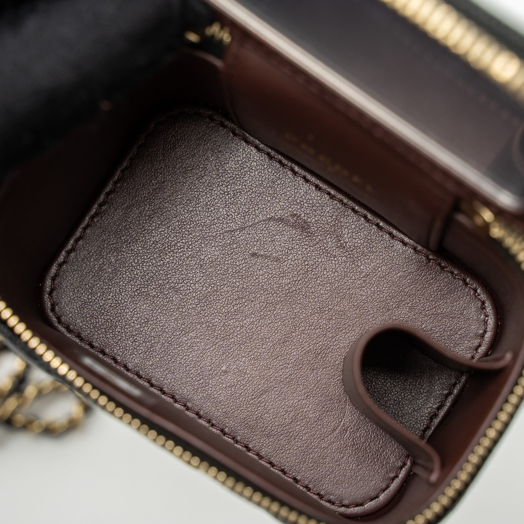chanel-mini-vanity-with-chain-caviar-black-lghw-microchip-1
