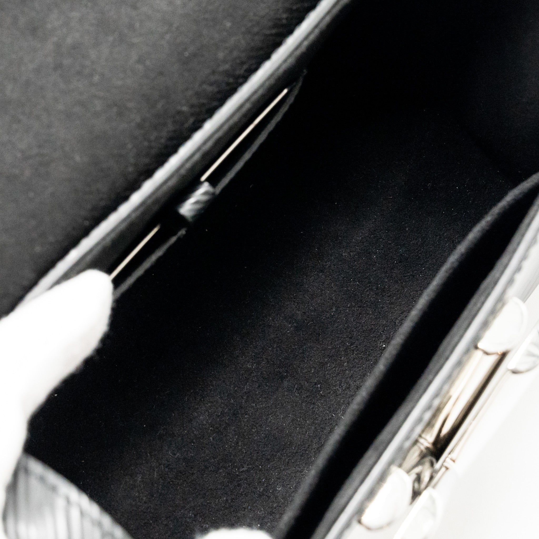 louis-vuitton-twist-pm-epi-leather-black-shw