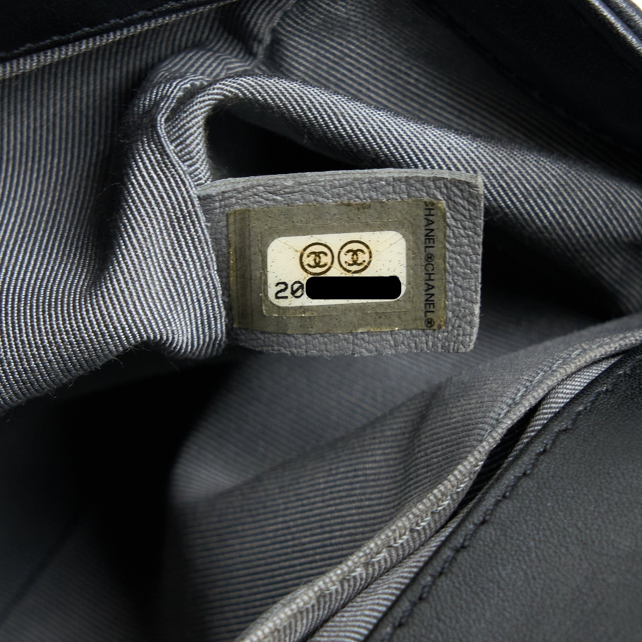 chanel-medium-boy-bag-lambskin-black-ruthenium-enamel-shw