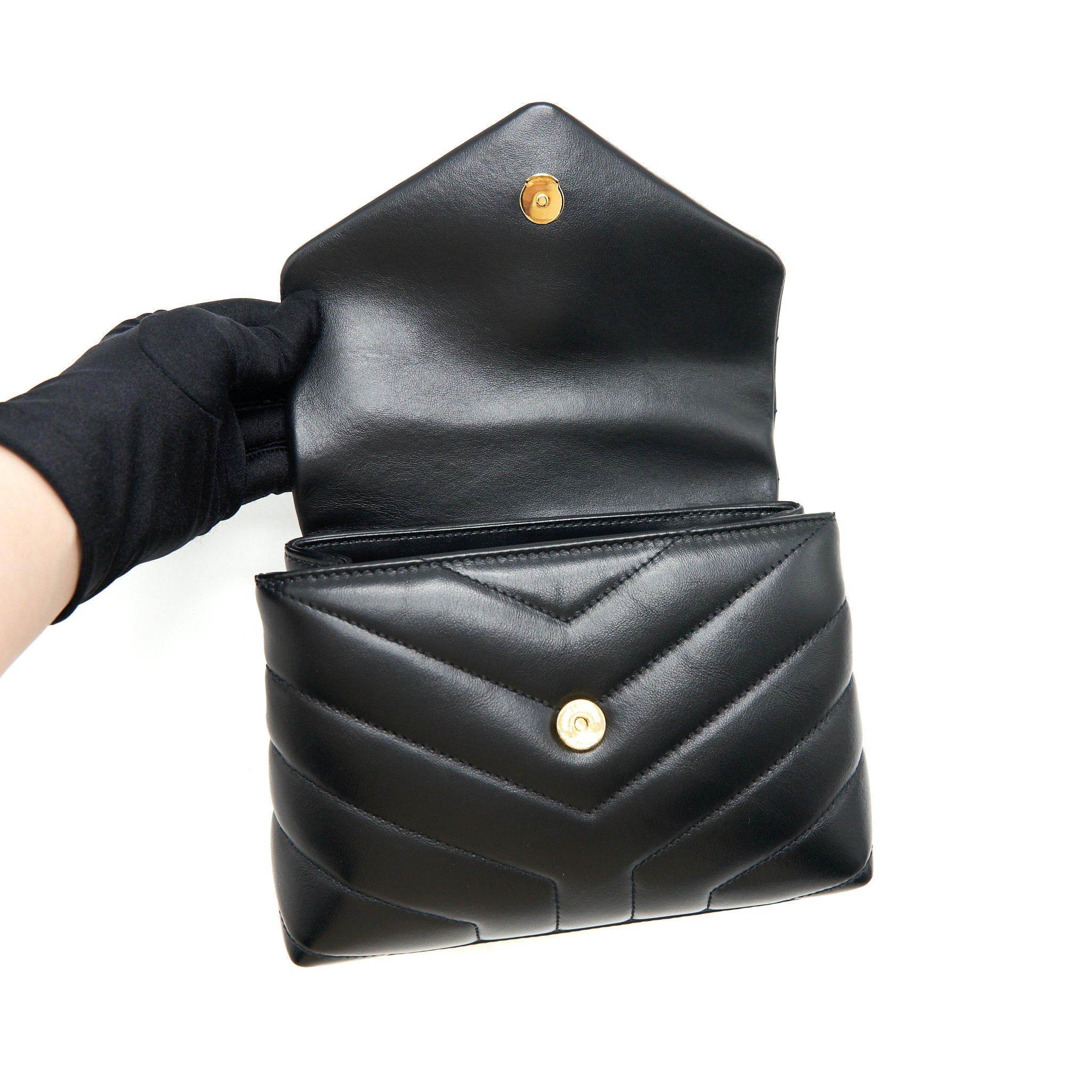 saint-laurent-toy-lou-lou-in-black-ghw