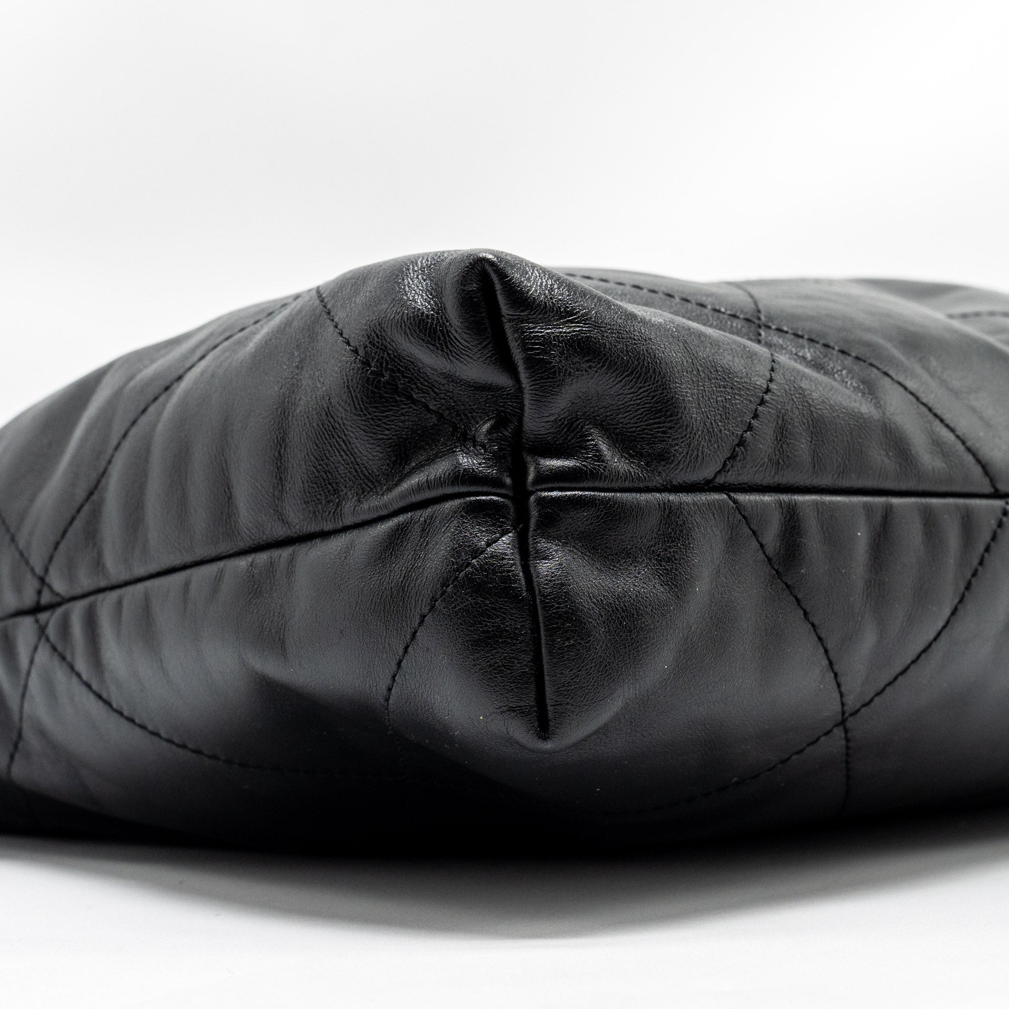 chanel-medium-22-bag-calfskin-black-shw-microchip
