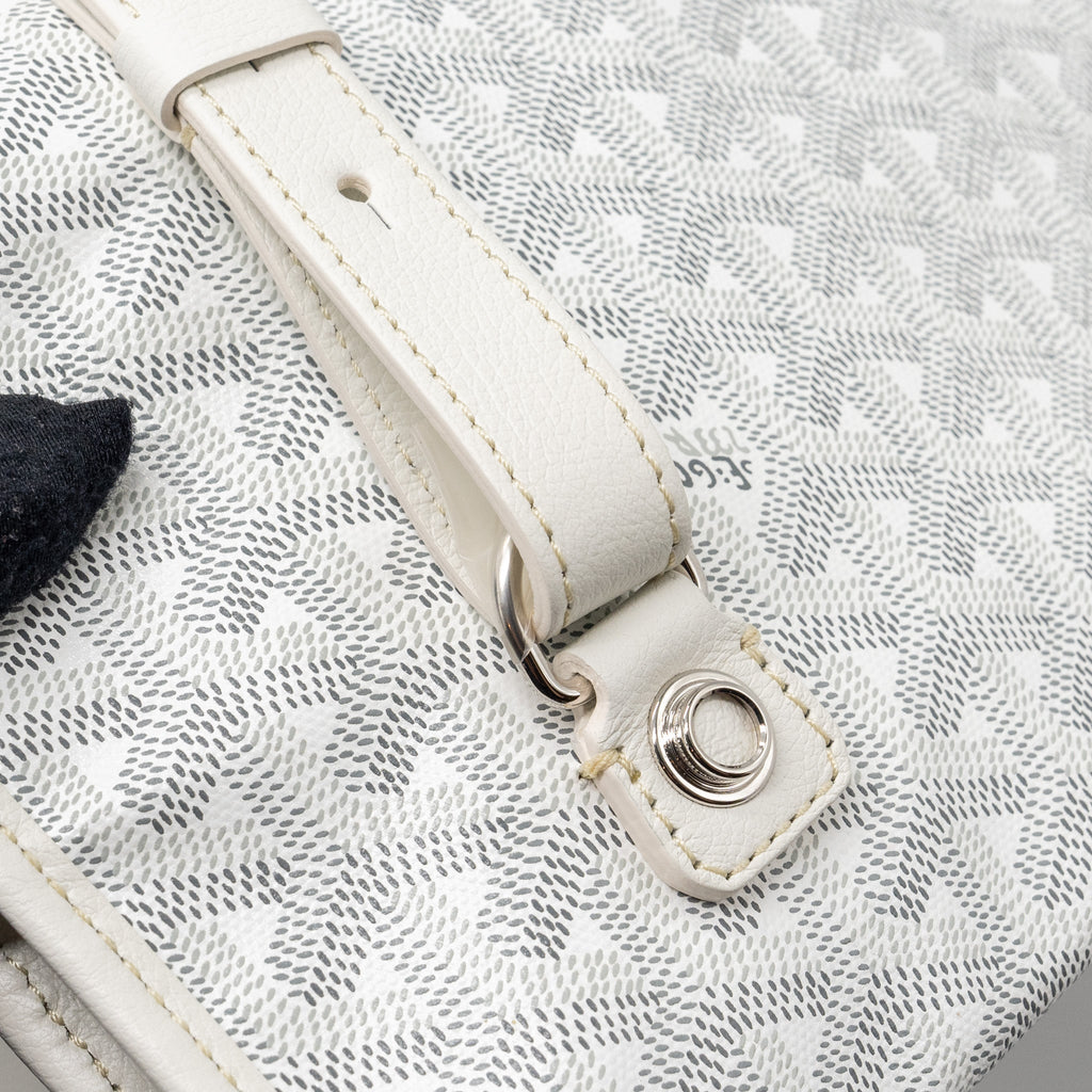 goyard-saint-leger-backpack-goyardine-canvas-white-shw