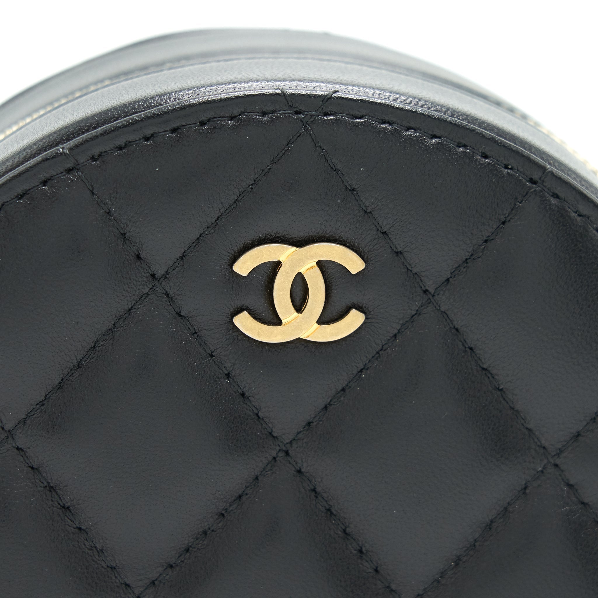 chanel-round-clutch-with-chain-black-brushed-ghw