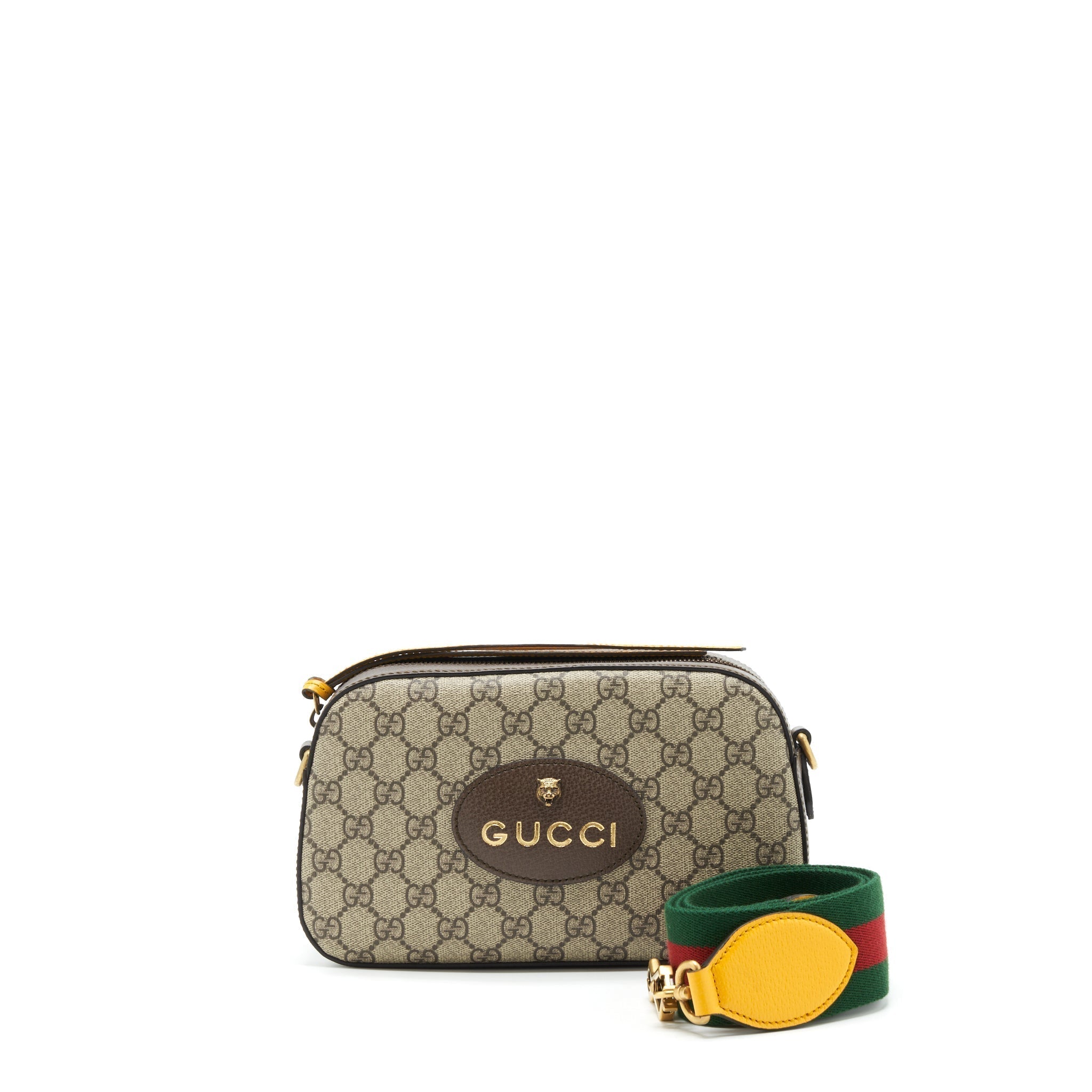 gucci-gg-supreme-camera-crossbody-bag
