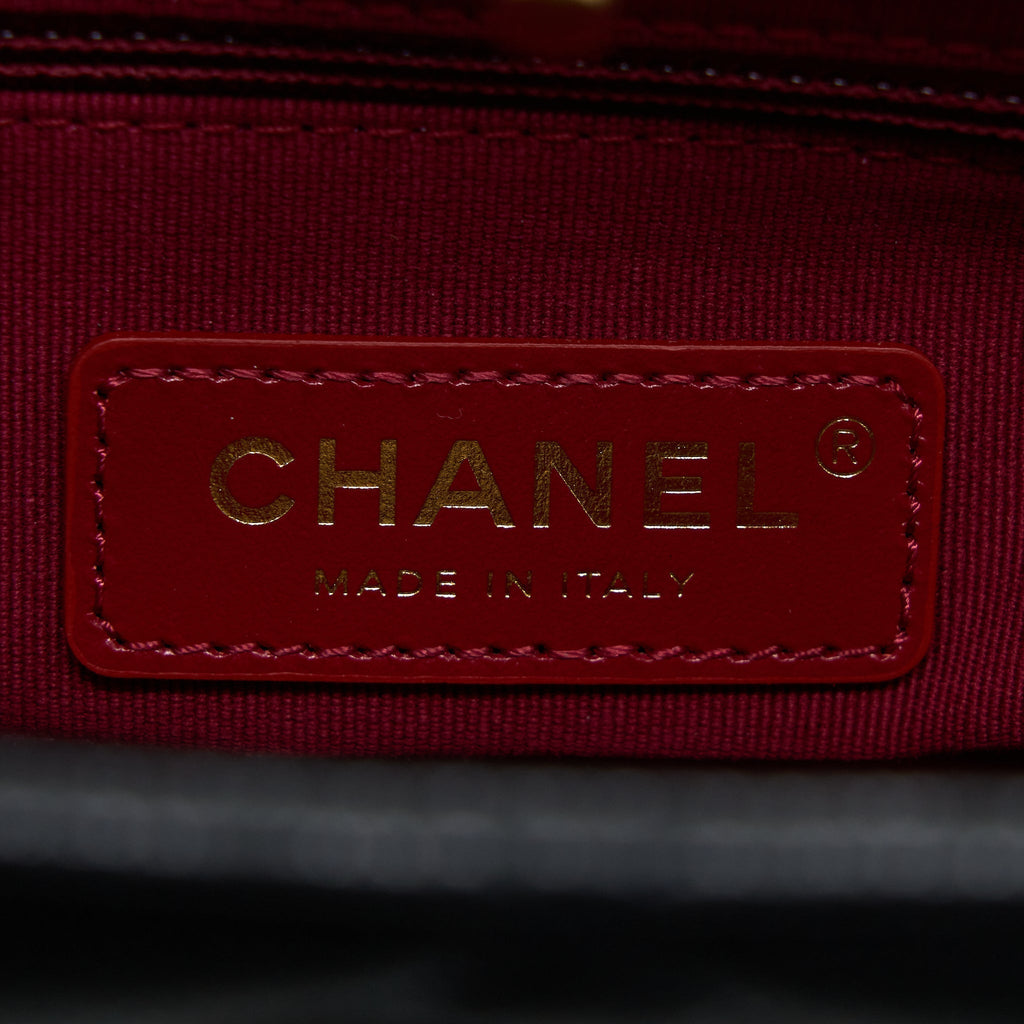 chanel-22a-twist-your-button-wallet-on-chain-caviar-black-ghw-microchip-1