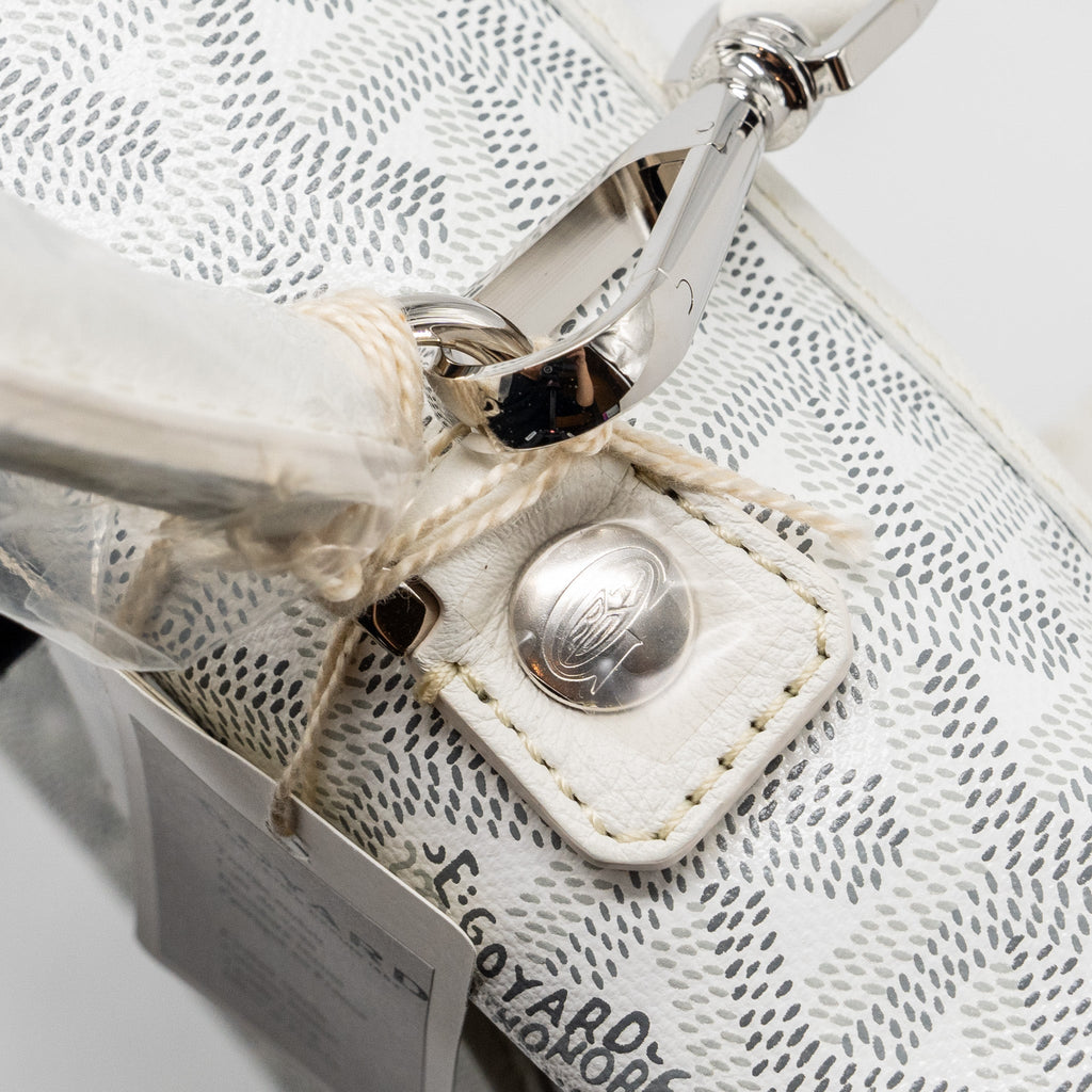 goyard-saint-leger-backpack-goyardine-canvas-white-shw