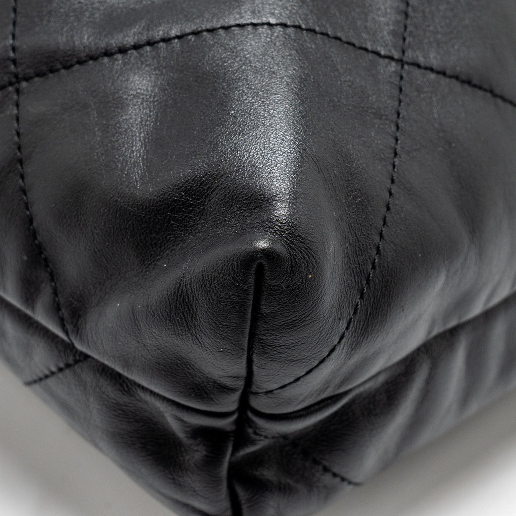 chanel-medium-22-bag-calfskin-black-shw-microchip