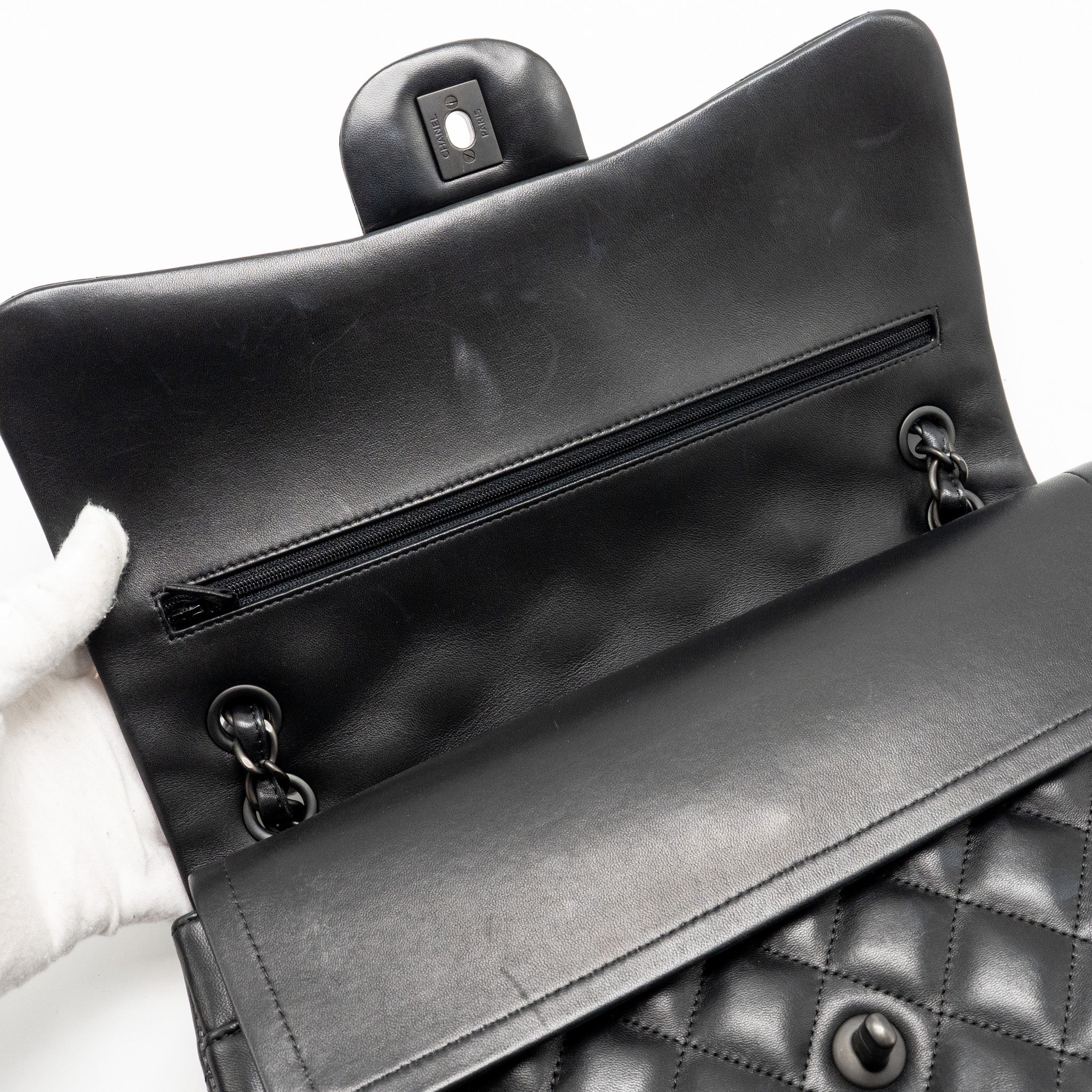 chanel-jumbo-classic-double-flap-bag-lambskin-so-black-copy
