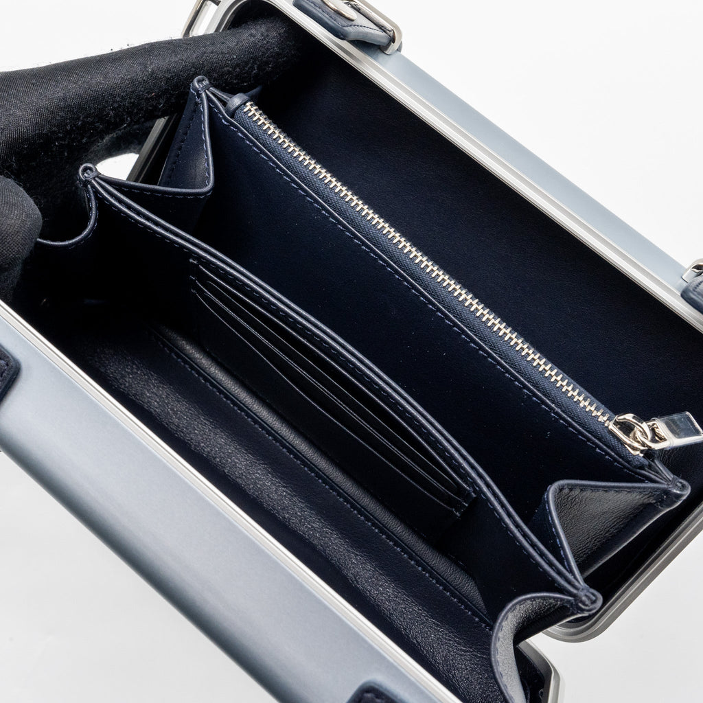 dior-x-rimowa-clutch-trunk-bag-aluminium-calfskin-silver-black-with-shw