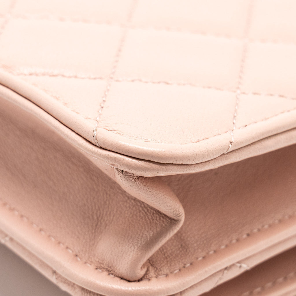 chanel-trendy-cc-quilted-wallet-on-chain-lambskin-light-pink-lghw
