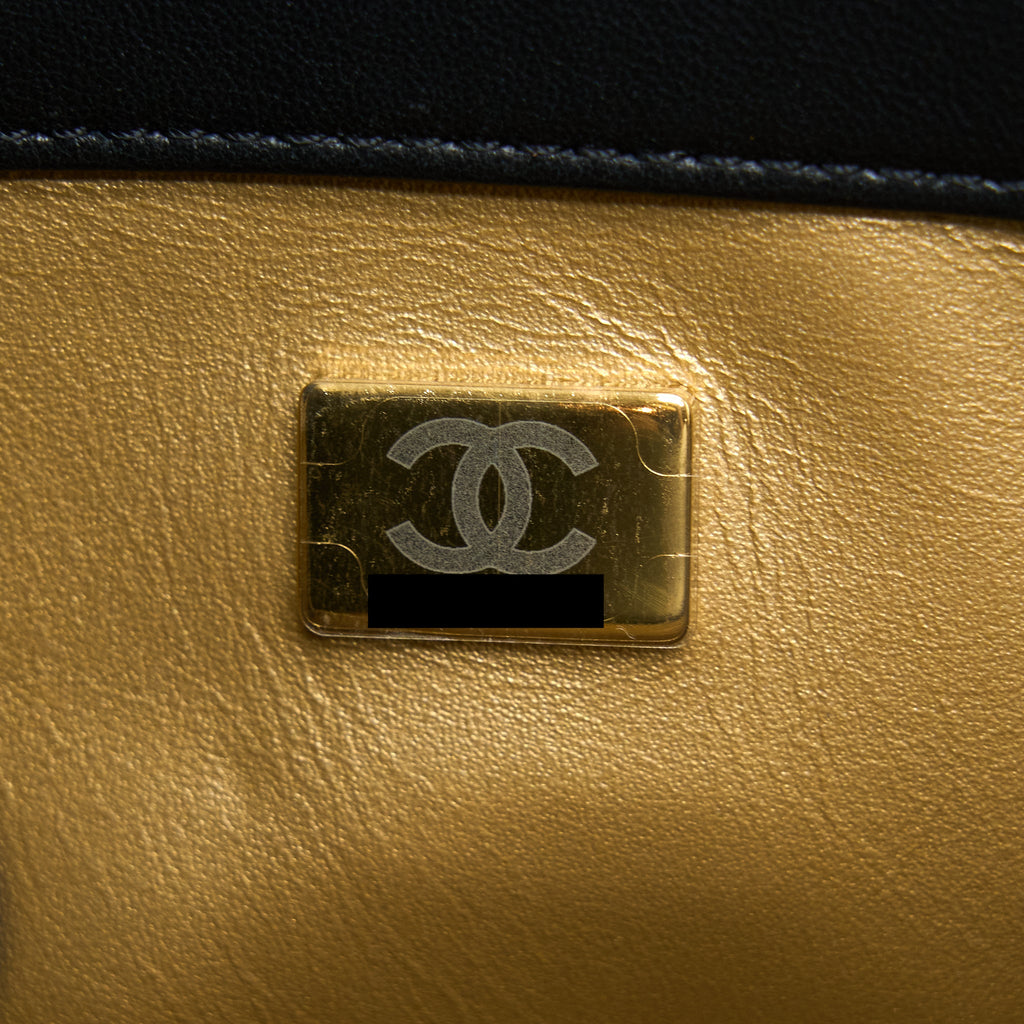 chanel-pearl-crush-mini-square-lambskin-black-brushed-ghw-microchip